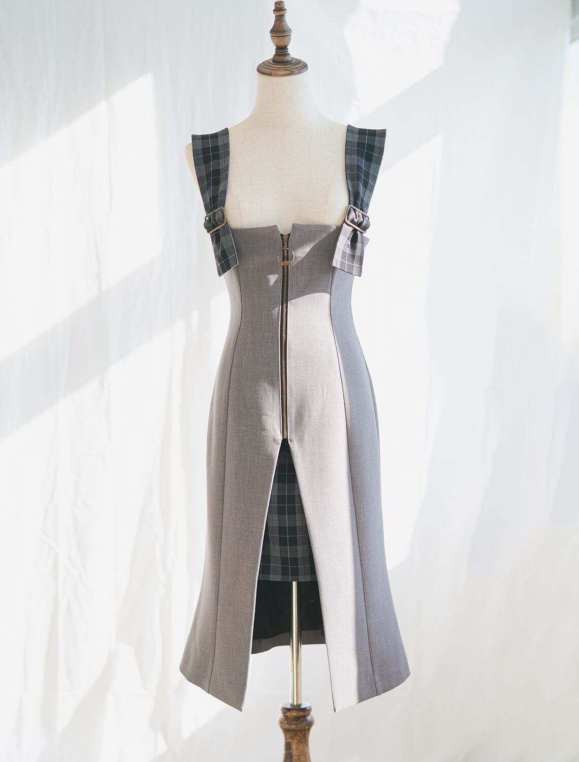 グレー × チェック