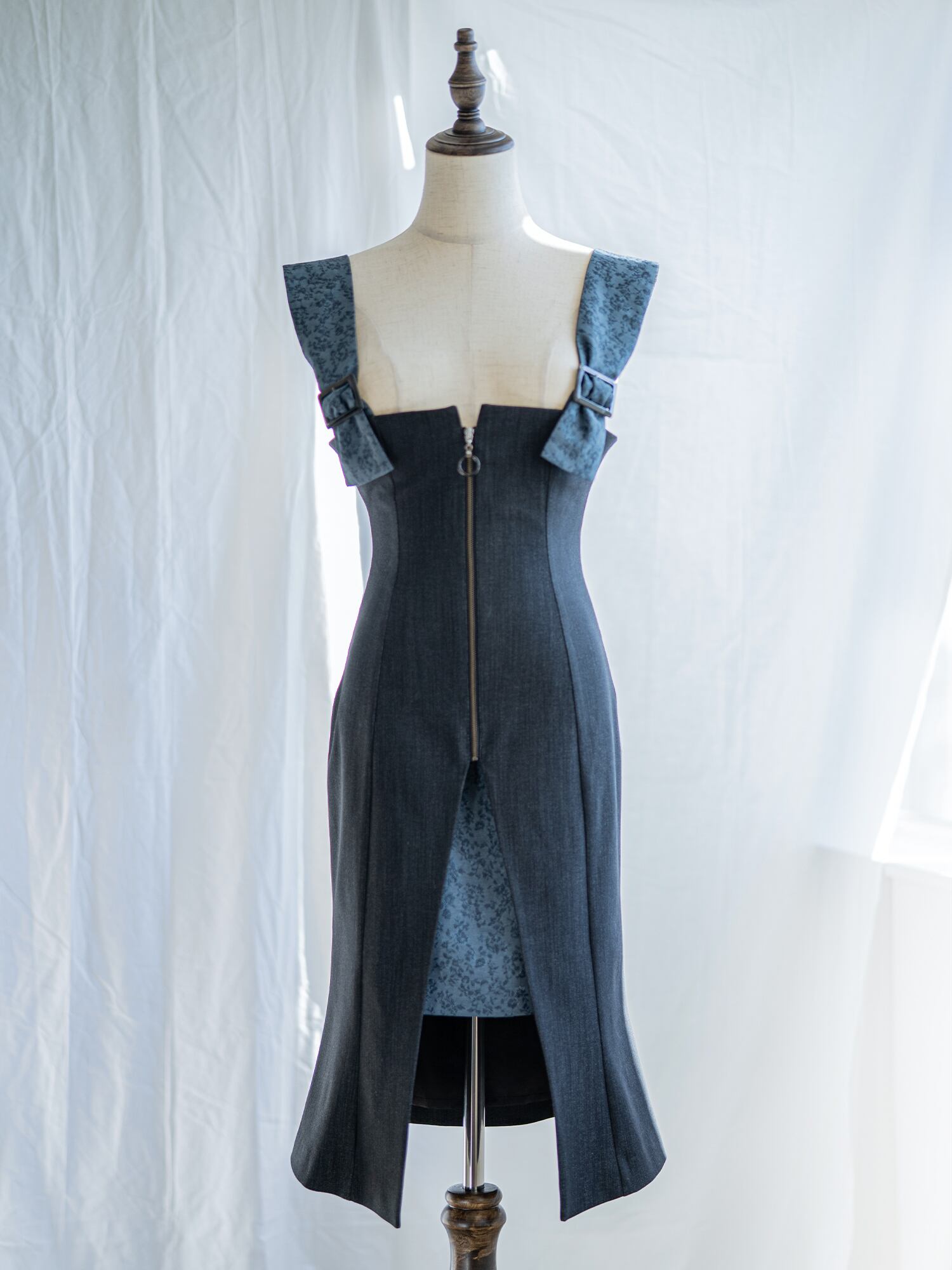 ブラック × ブルー