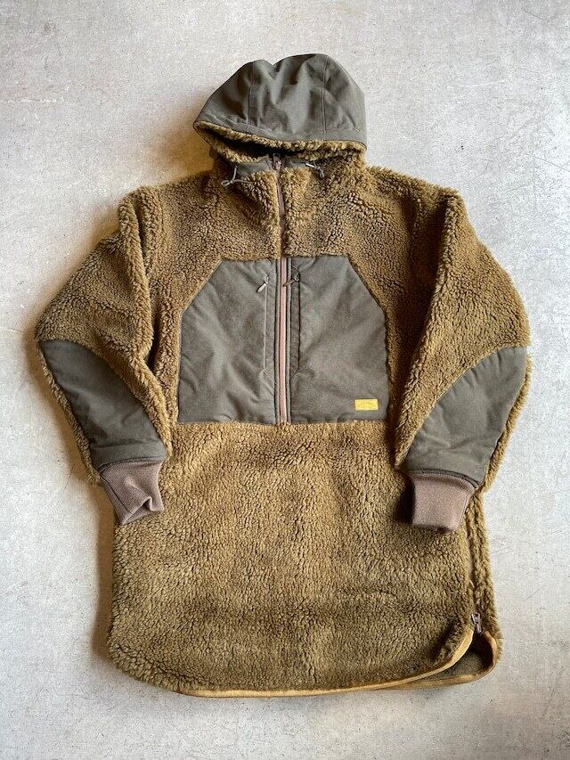 オールドベージュ