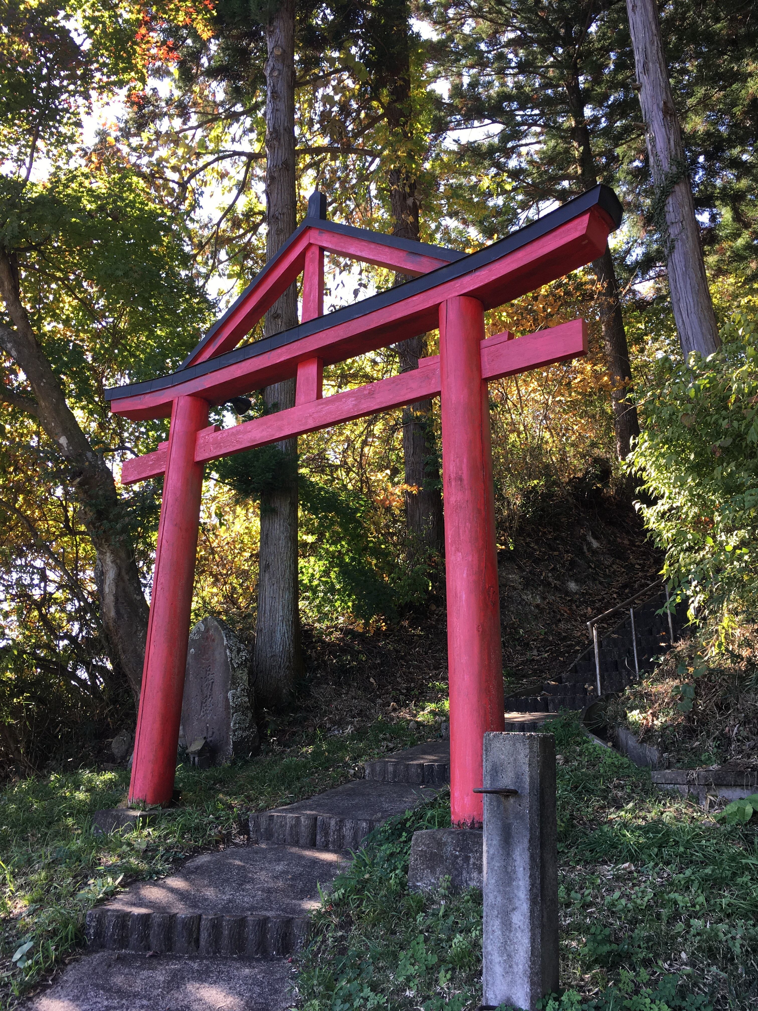 山王鳥居(21/11/7撮影)
