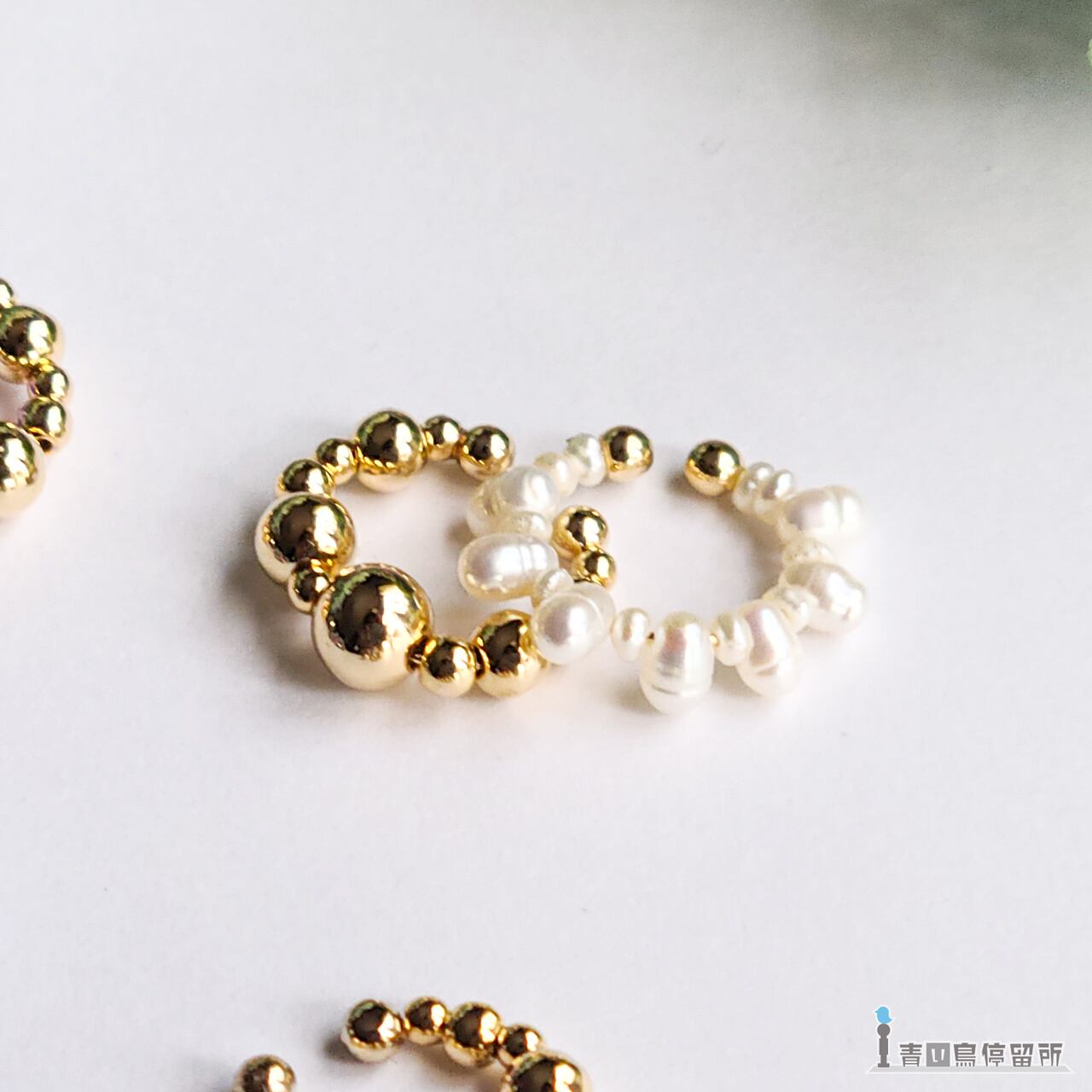 ×「淡水パールのフラワーイヤーカフ」