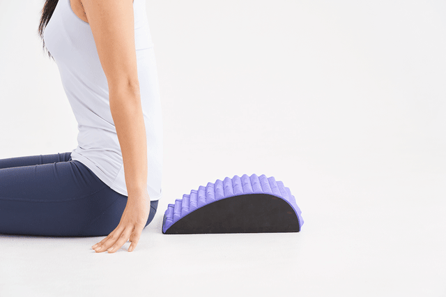 ■ 腰をほぐしながらストレッチ