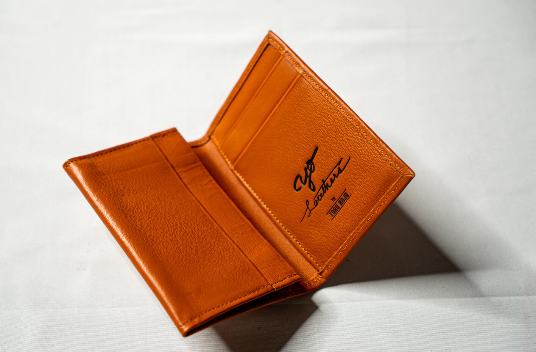 キャメルブラウン