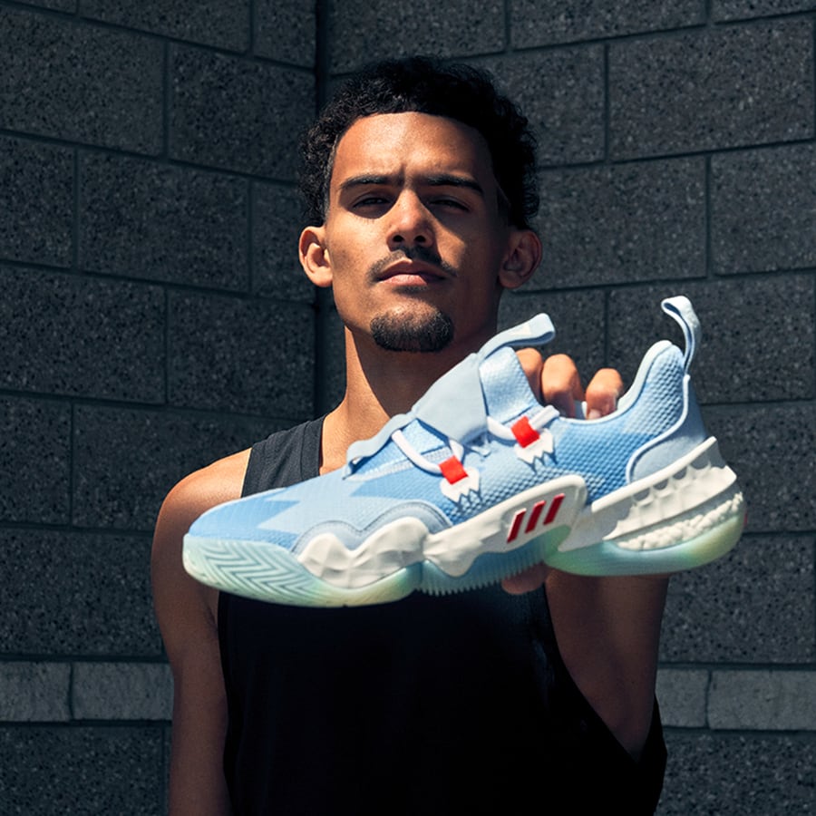 海外限定】Trae Young1 トレイヤング1 adidas バッシュ 話題の行列