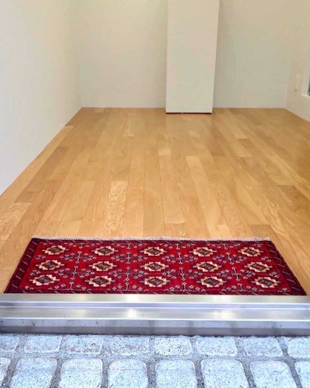 アーティストである松井ローラ様の作品が展示されている、神奈川県藤沢市 CELL STUDIO 