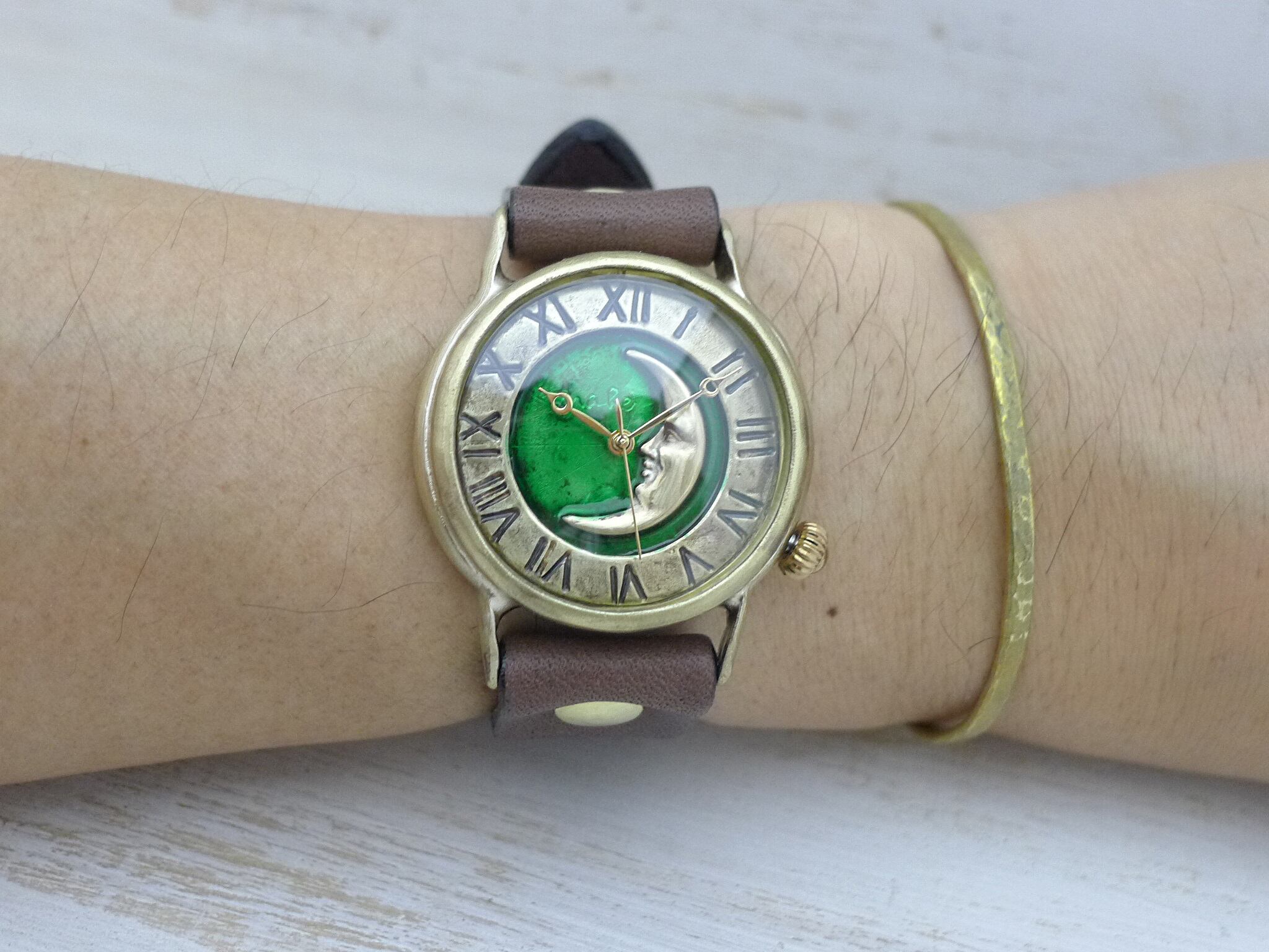 約36mmの男女兼用サイズ