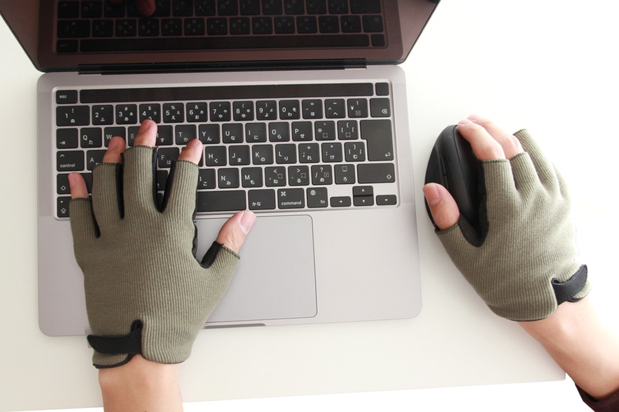 m8 Wearable Workspace Glove