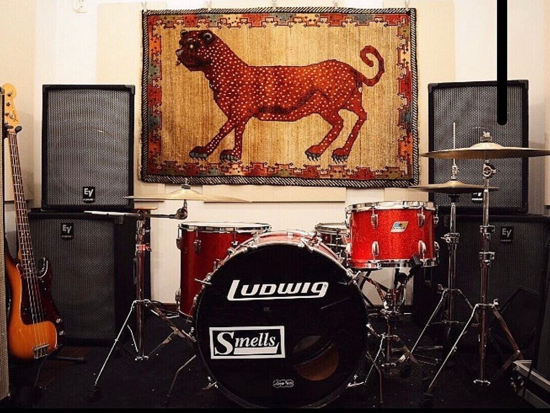 タペストリーにも抜群のキャッチーなデザイン！ご希望の際には、タペストリー加工も併せてお承り致します。