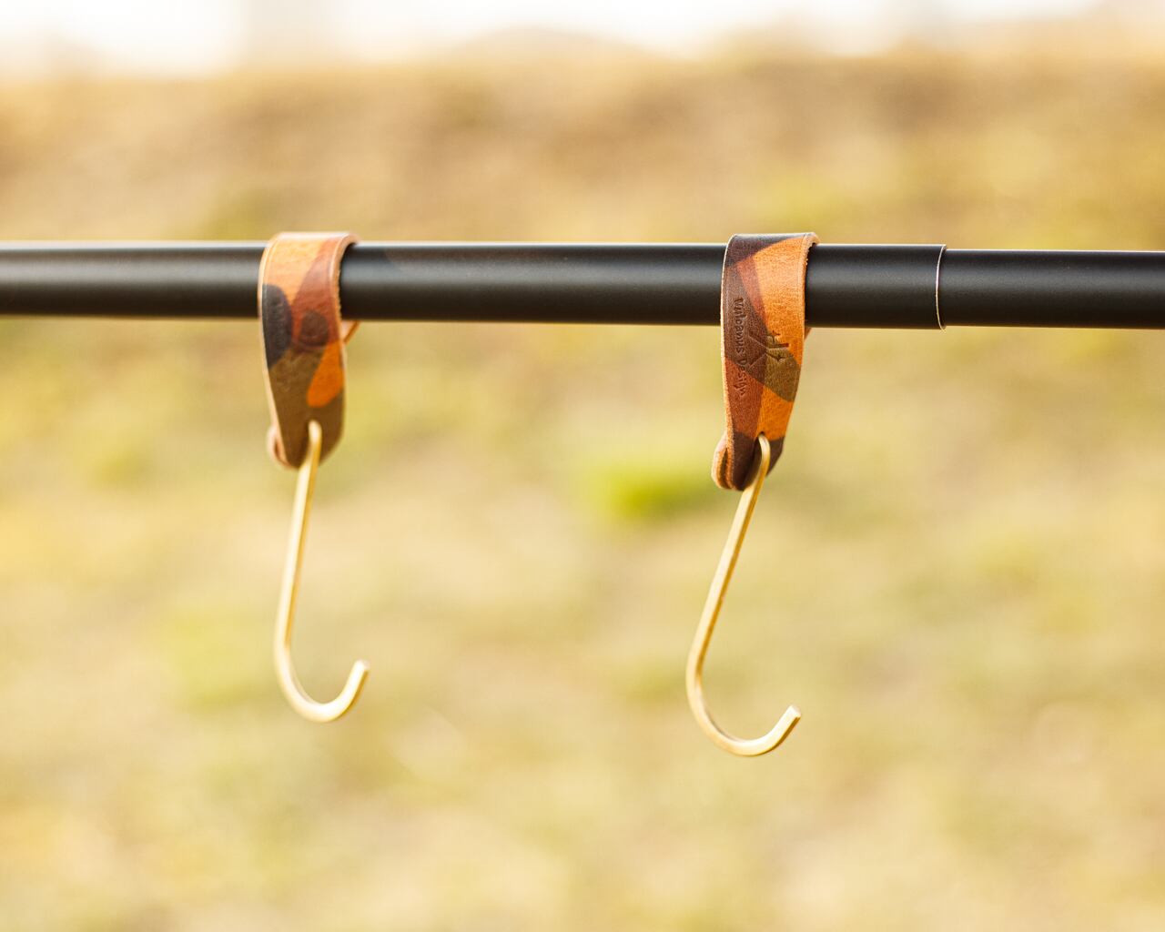 オモテ面が重なるように着けた場合