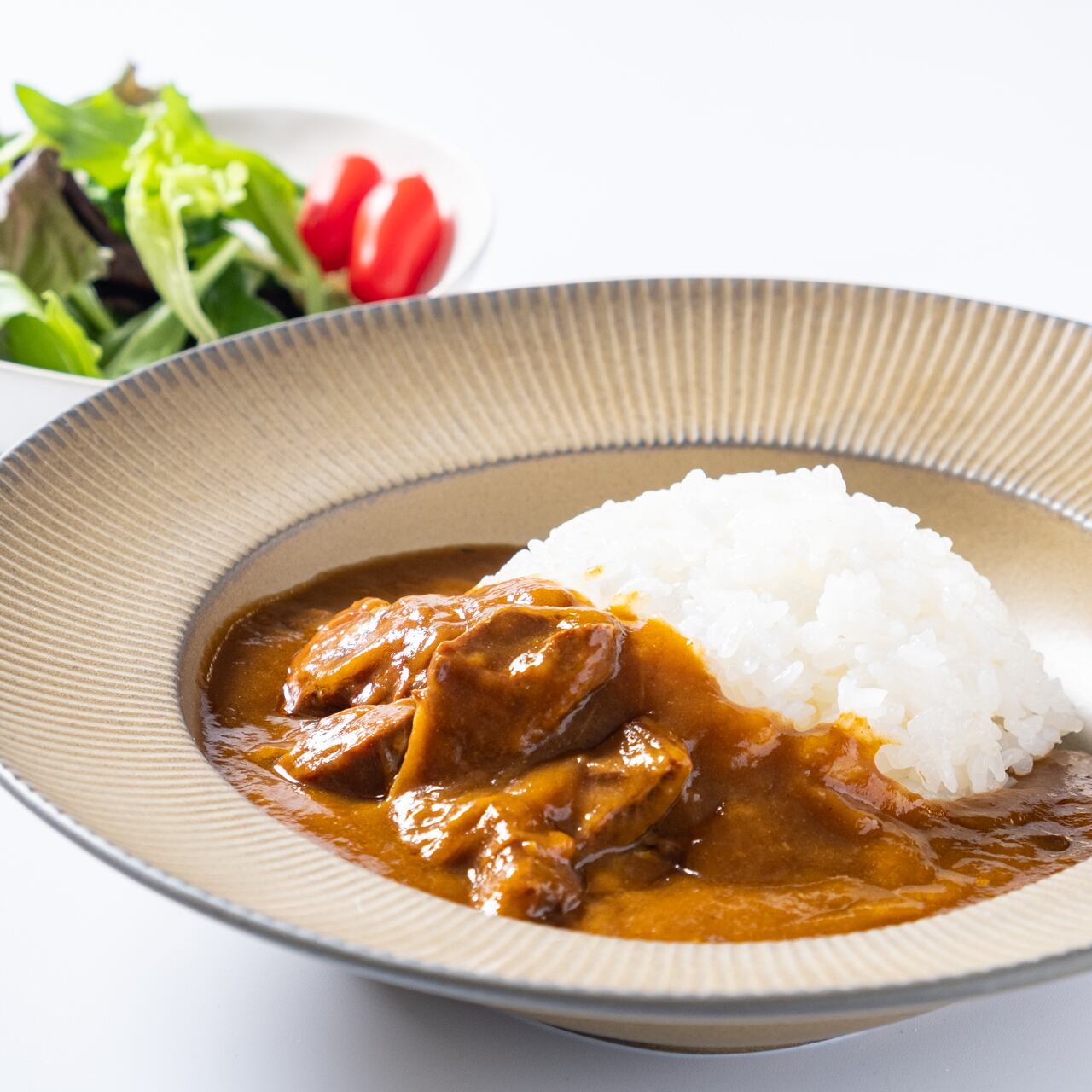 ゴロゴロと大きなさばの切り身入り