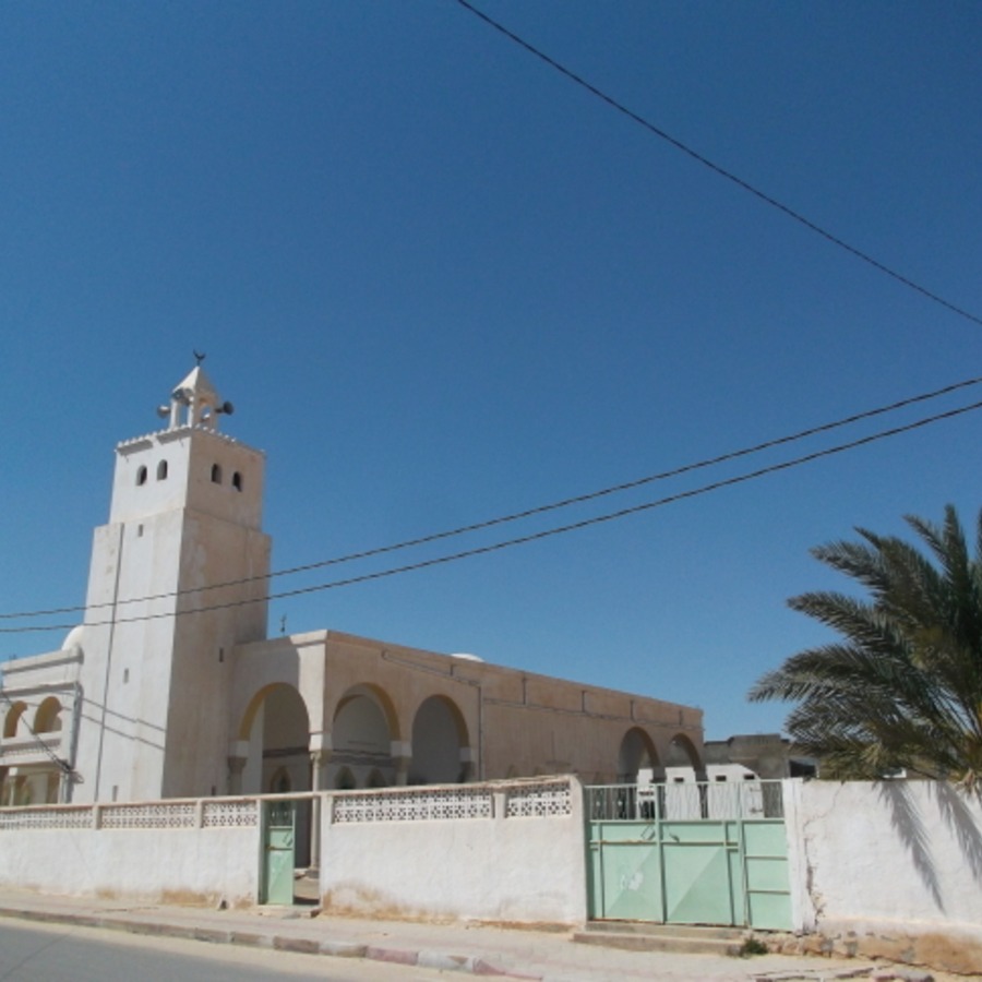 砂漠の町のモスク