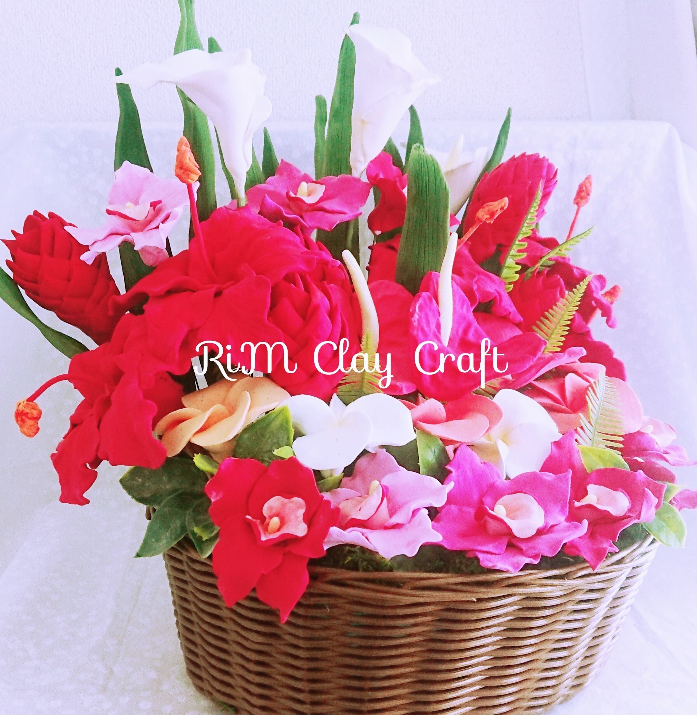 さまざまな種類の花々