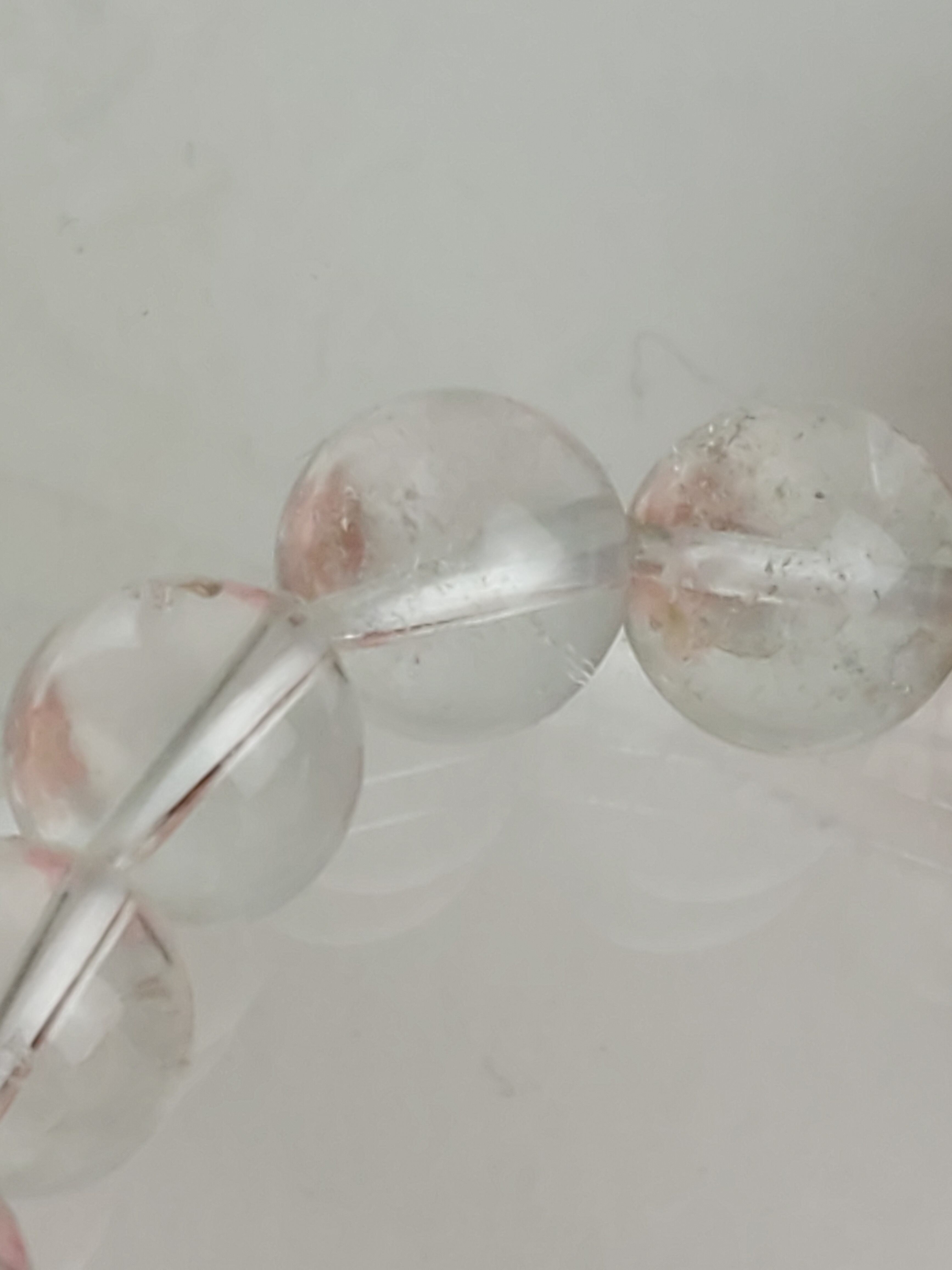 「カンチェンジュンガ産ヒマラヤ水晶」。守りとしてもおすすめの天然石です✨