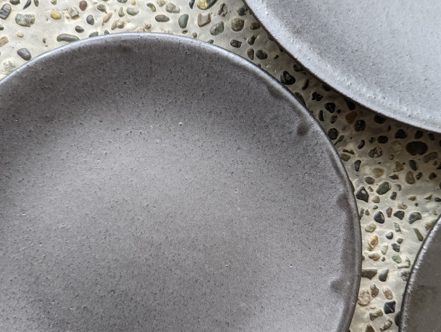 釉薬の垂れ、色ムラ