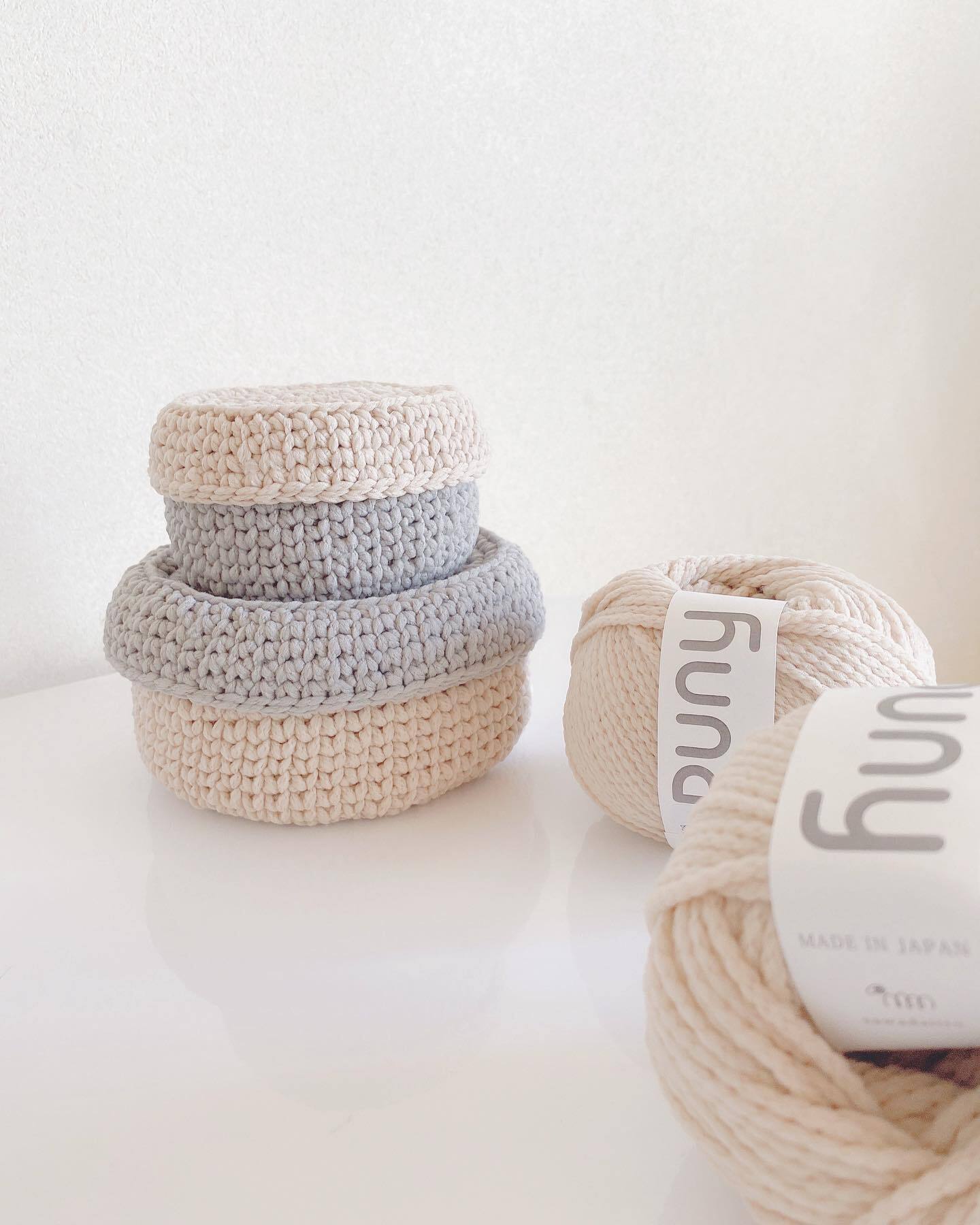 モカ グレージュ