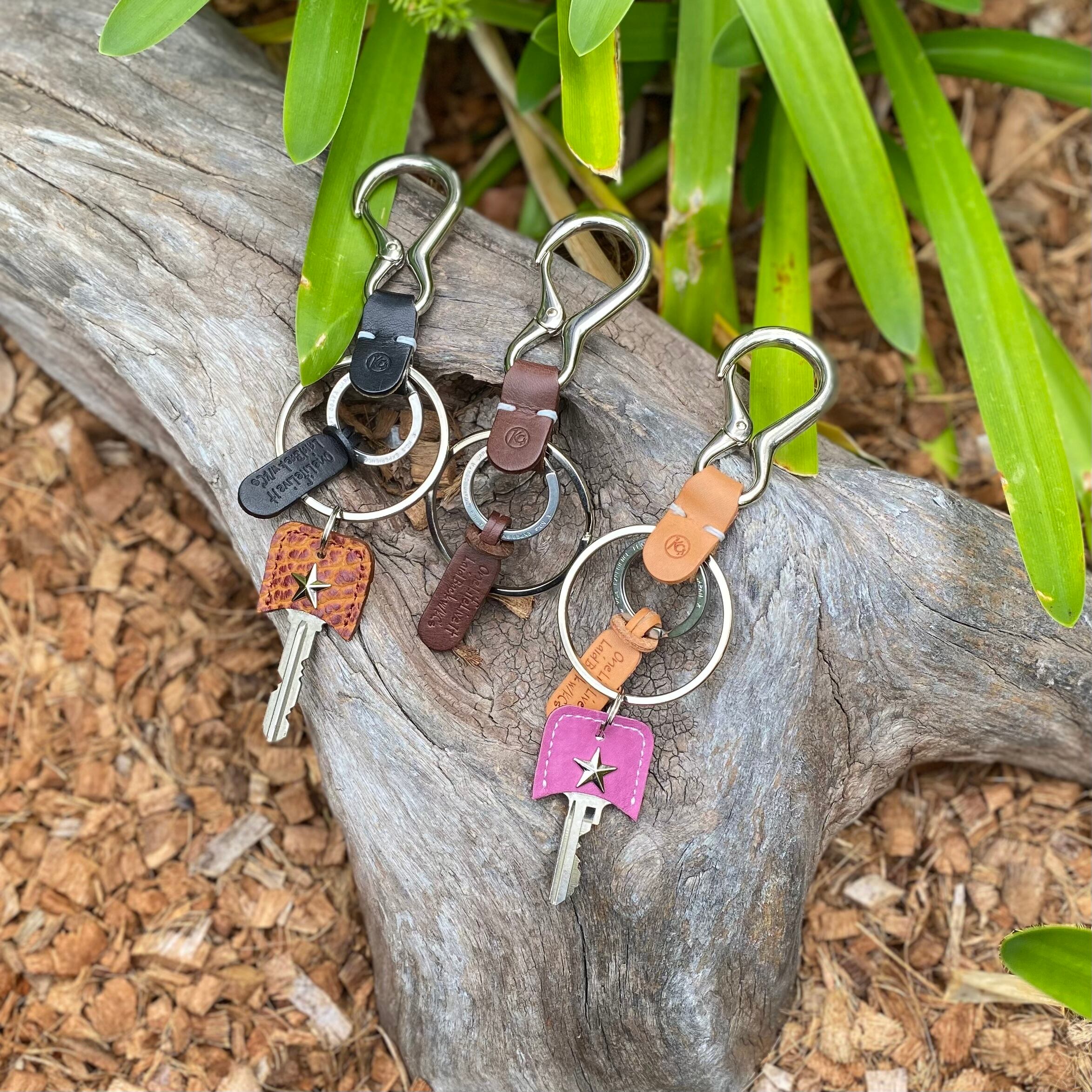 大きいリングに鍵を着けるとキュート♡