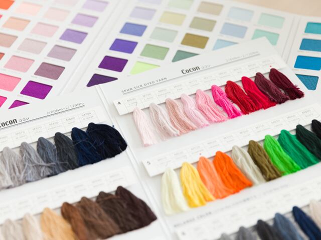 商品に最適な素材選びをします