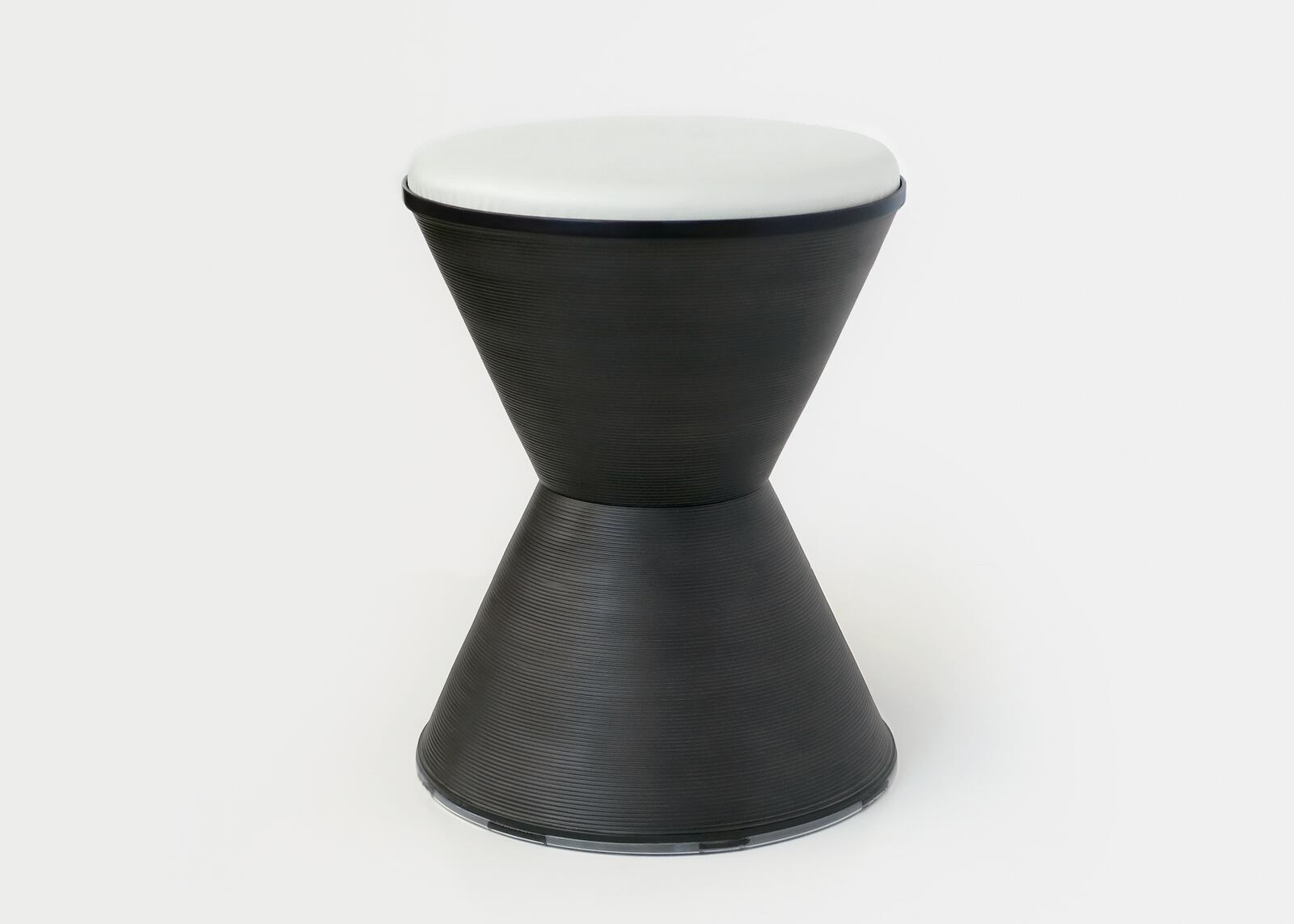 ホワイト×ブラック