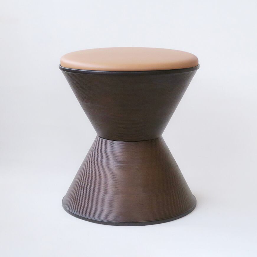 ホワイト×ダークブラウン