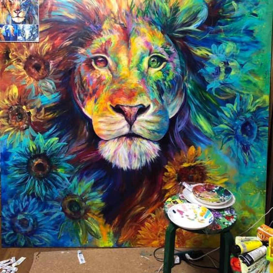 Hand-painted by infinity artist NAO, Japan.