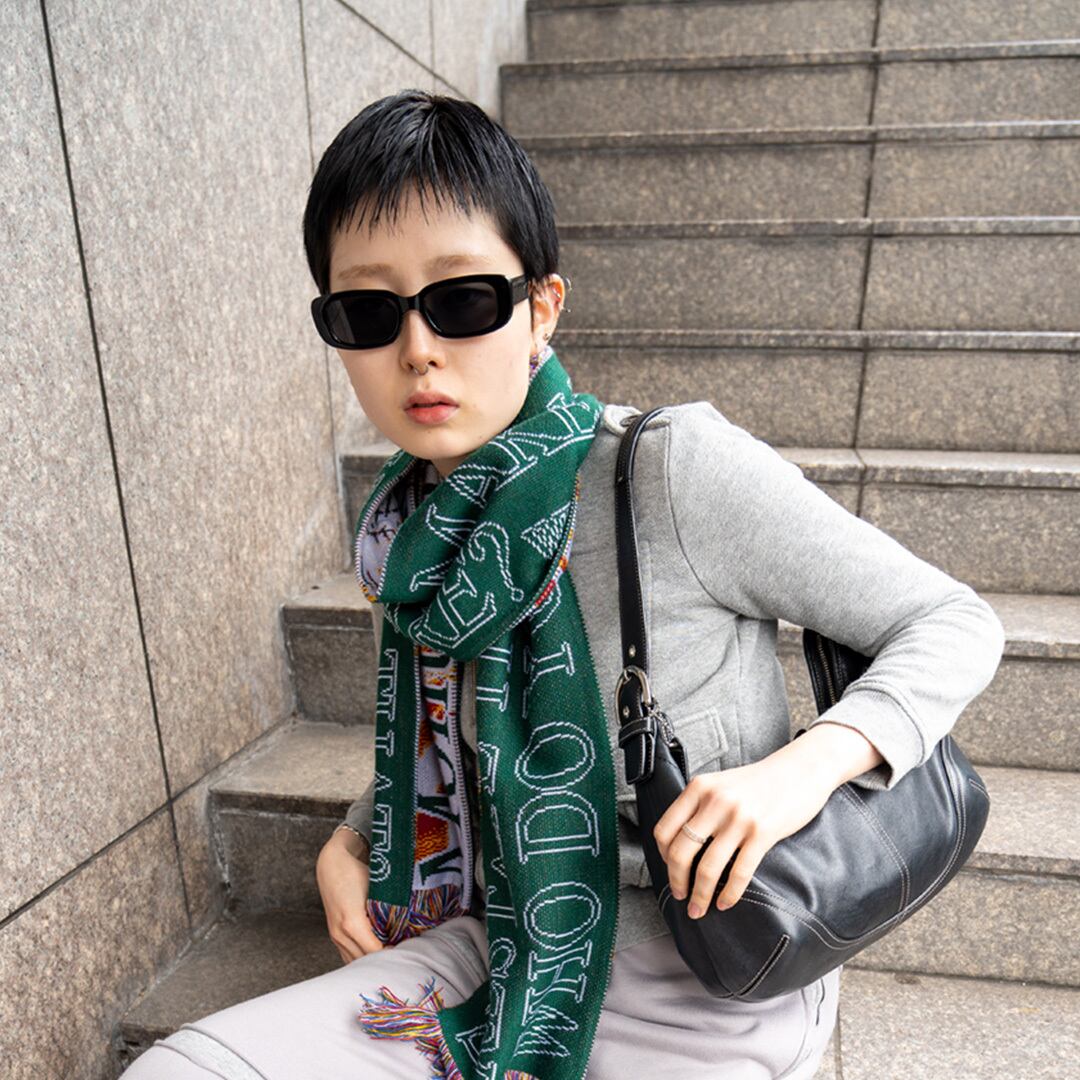 ブラック×ブラックレンズ