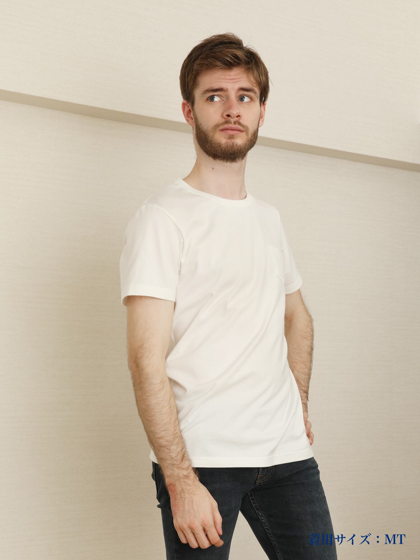 スリムフィット(クールに胸で着る) ※MTサイズ着用