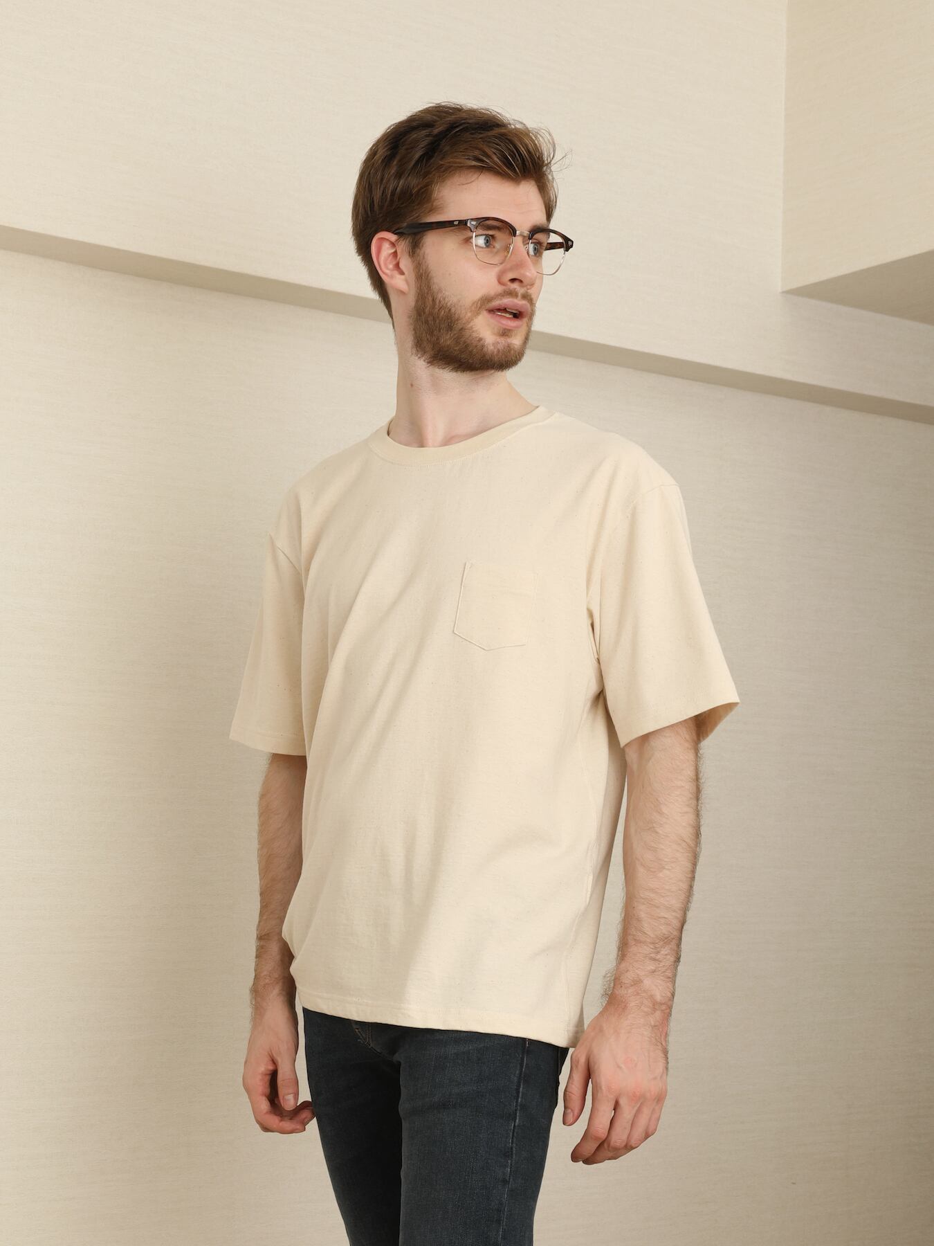 リラックスフィット(やさしく肩で着る) ※LLサイズ着用