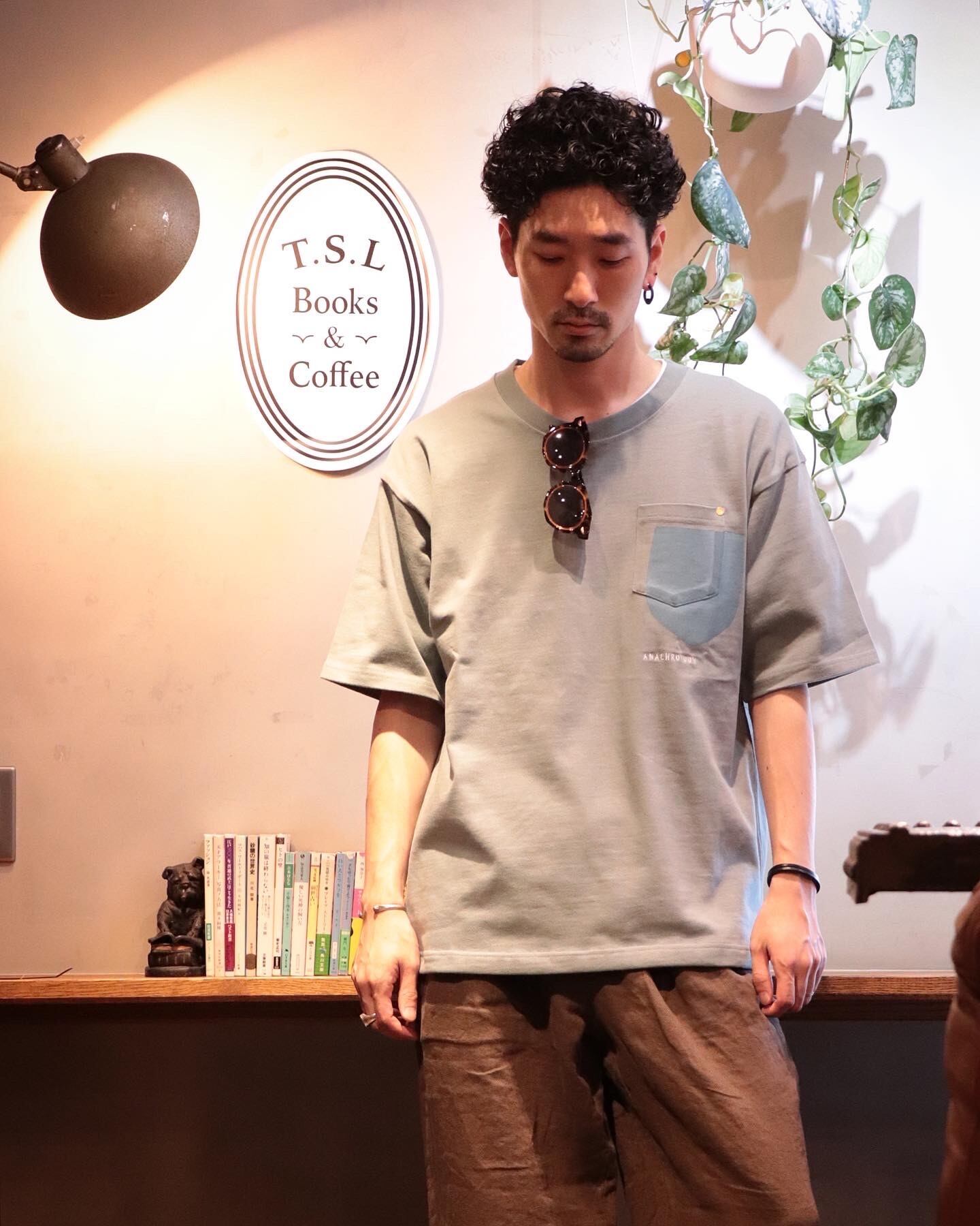 177cm  60kg  02(L)サイズ着用