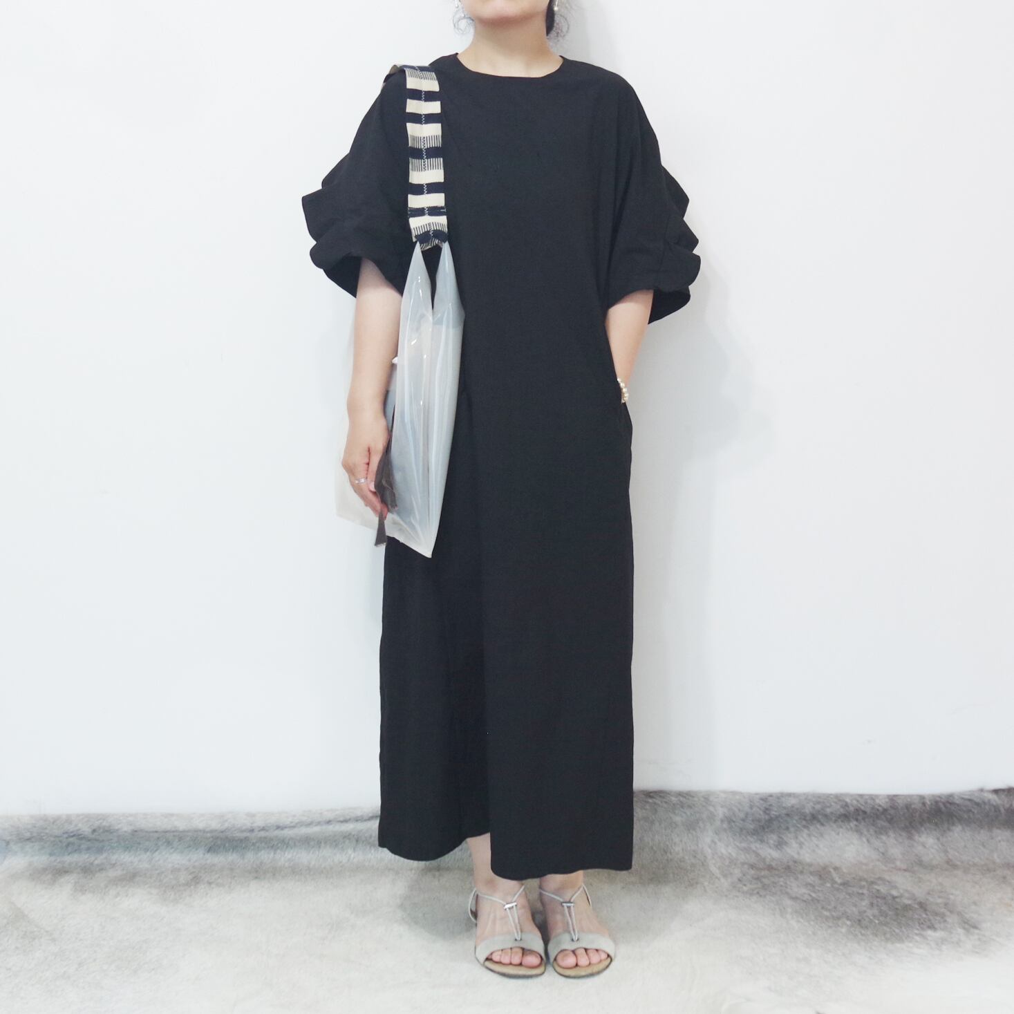 色違いのブラックです。