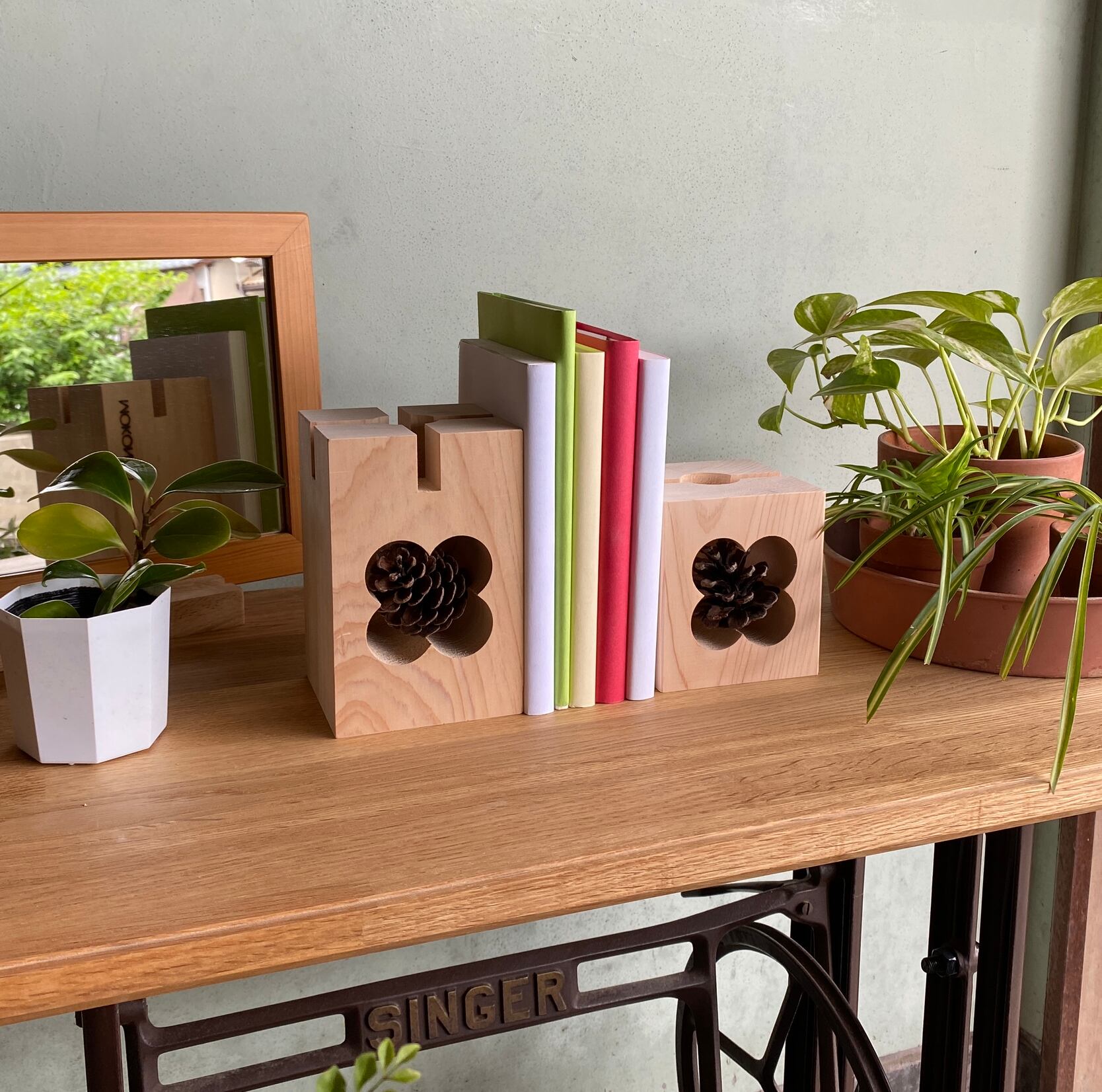  ブックエンドに　MとＳ