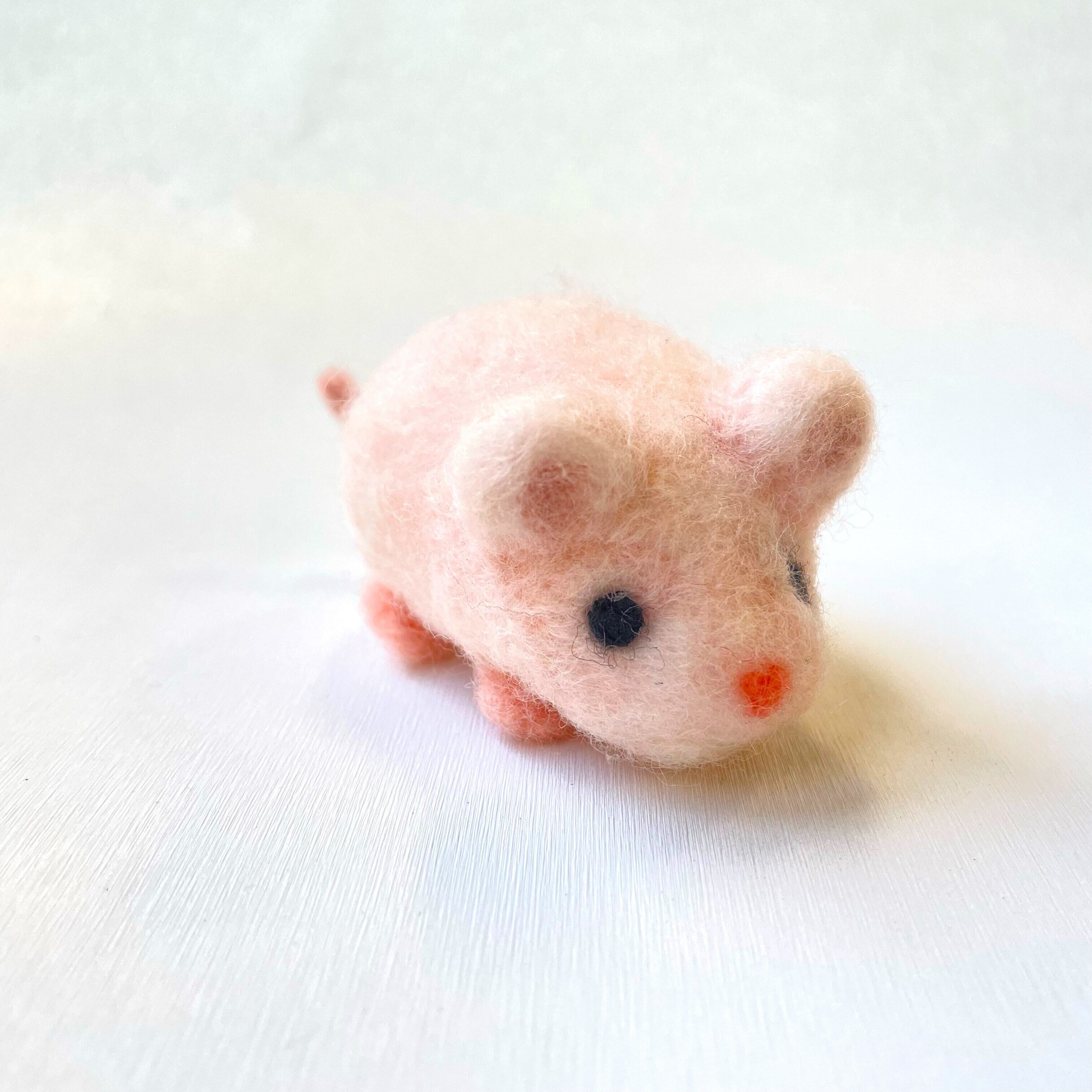 【ママねずみ】肝っ玉母さん。すべてのコドモねずみから好かれている。虫が苦手。