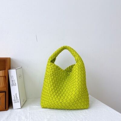 アップルグリーン