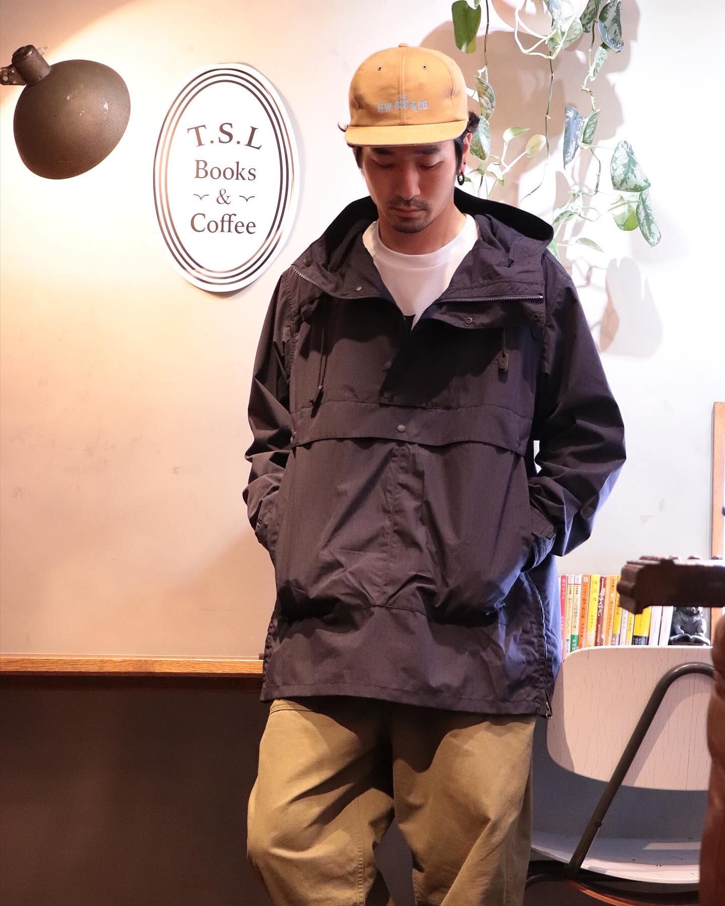 177cm  60kg  Mサイズ着用