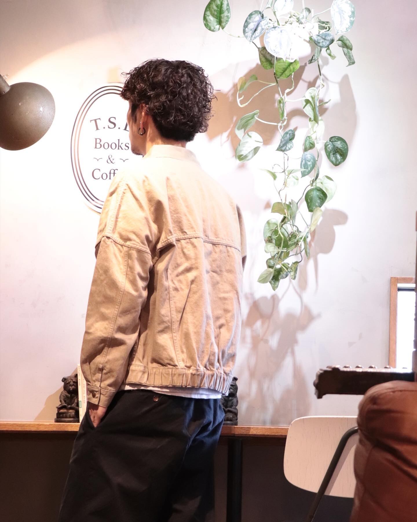 177cm 60kg Mサイズ着用