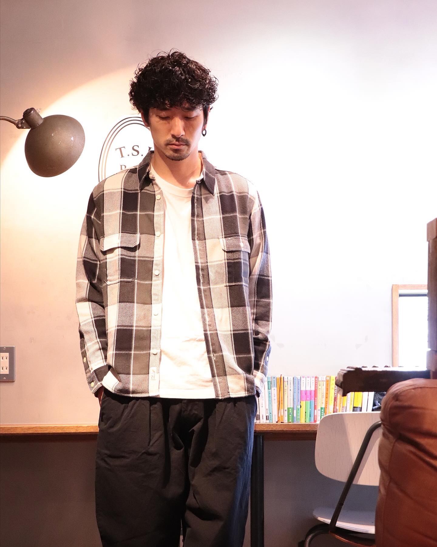 177cm  60kg  Mサイズ着用