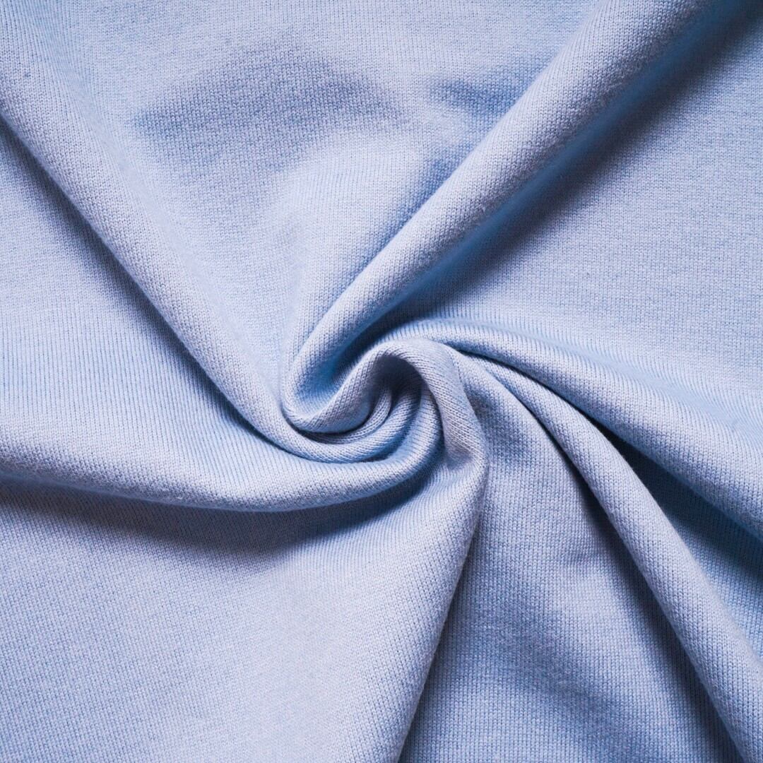 日本の品質を求め縫製まで拘った極上の一品