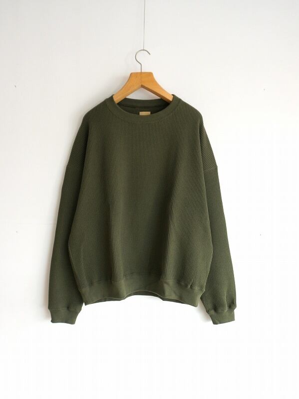 アーミーグリーン