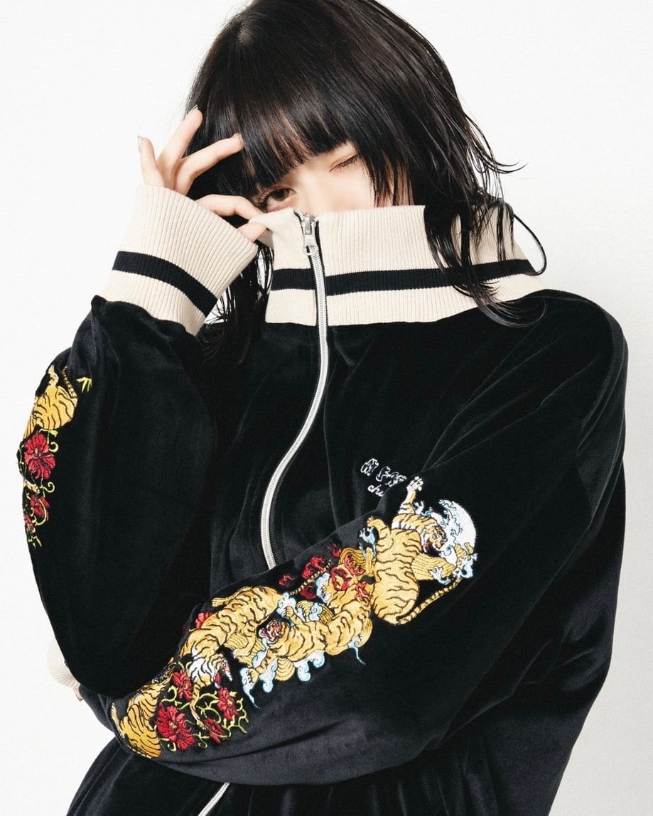 Tiger track crop jacket【Black】 | チュウカタベタイ