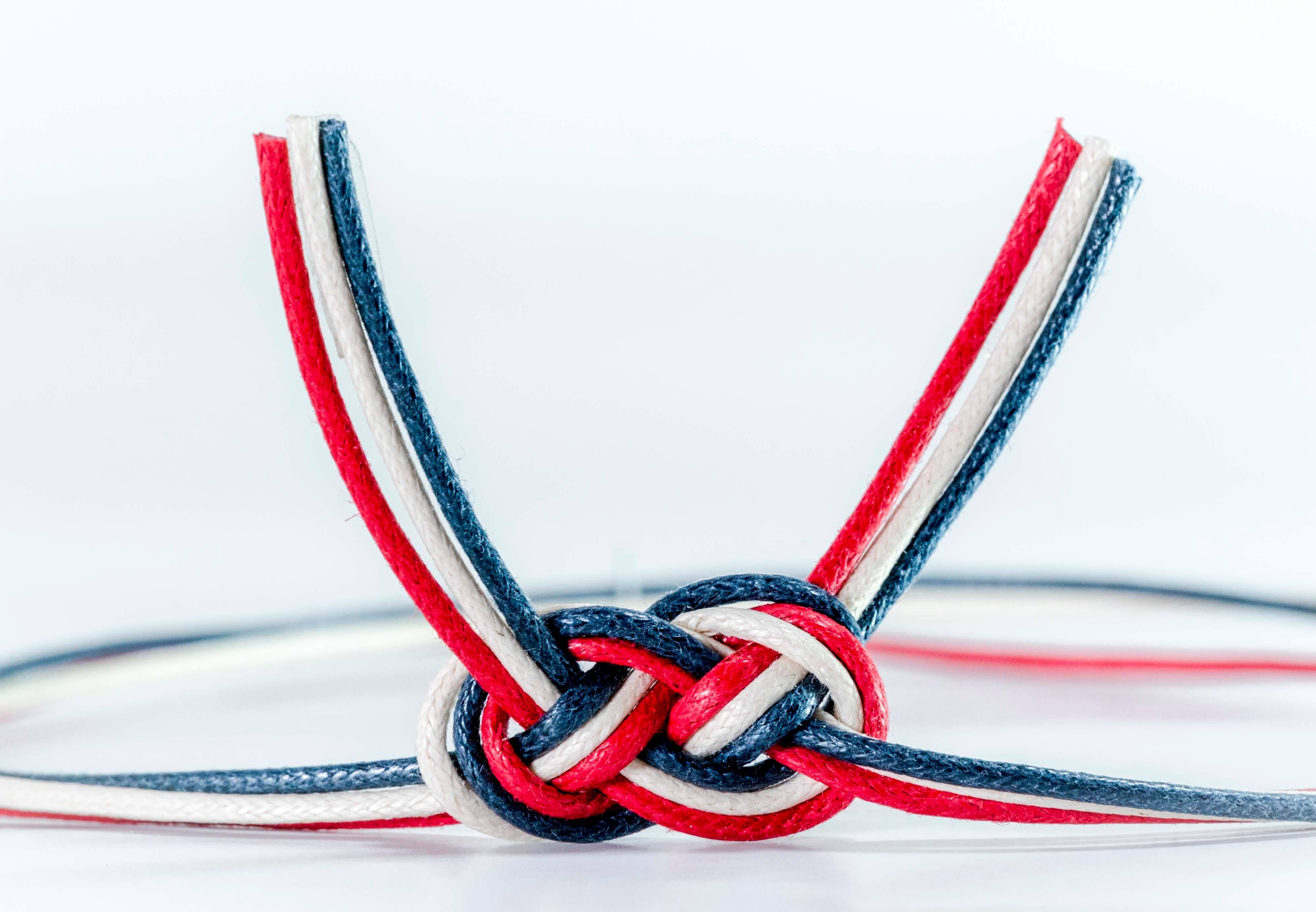 組み紐は淡路結びにすることもできます