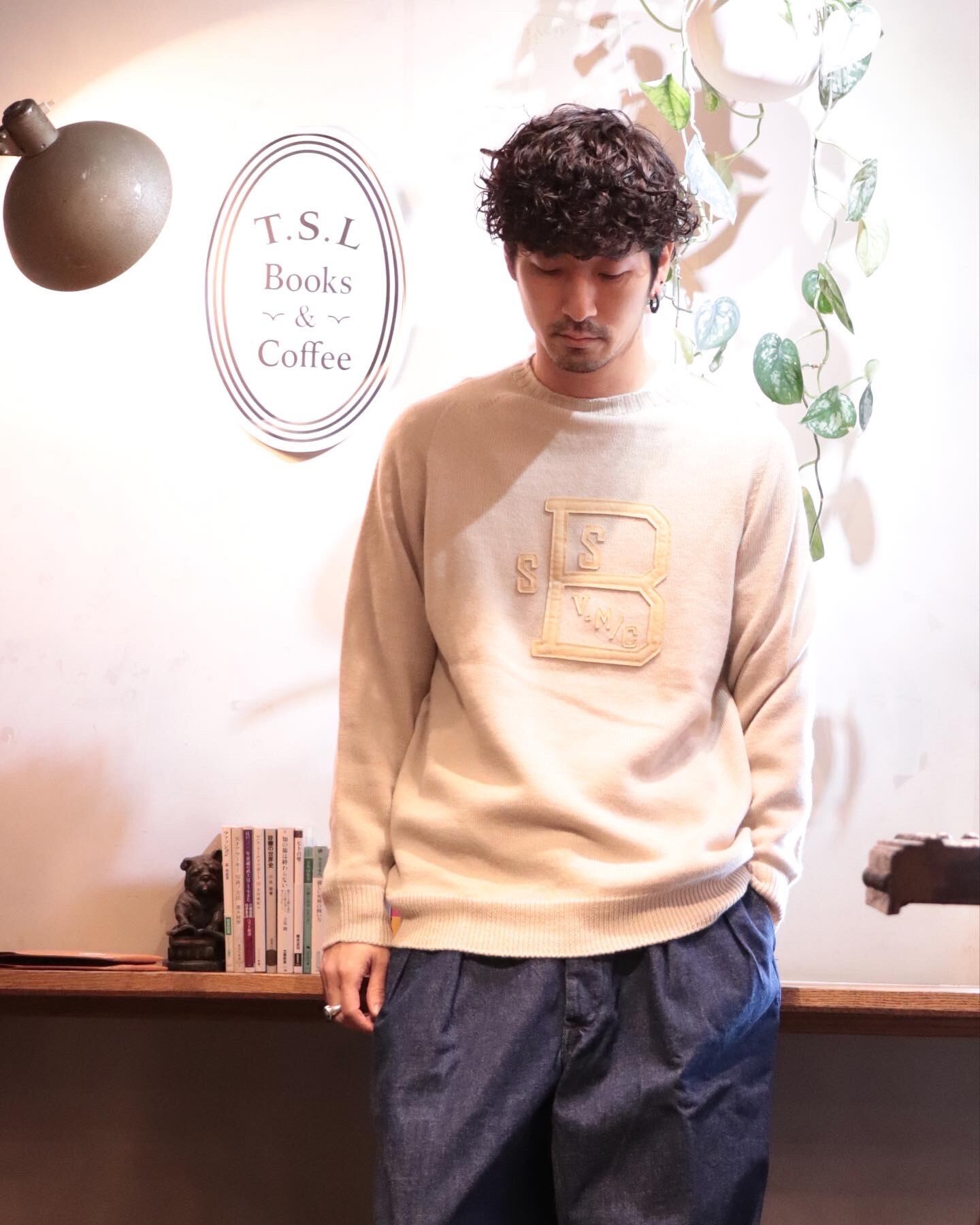 177cm　60kg　02(L)サイズ着用