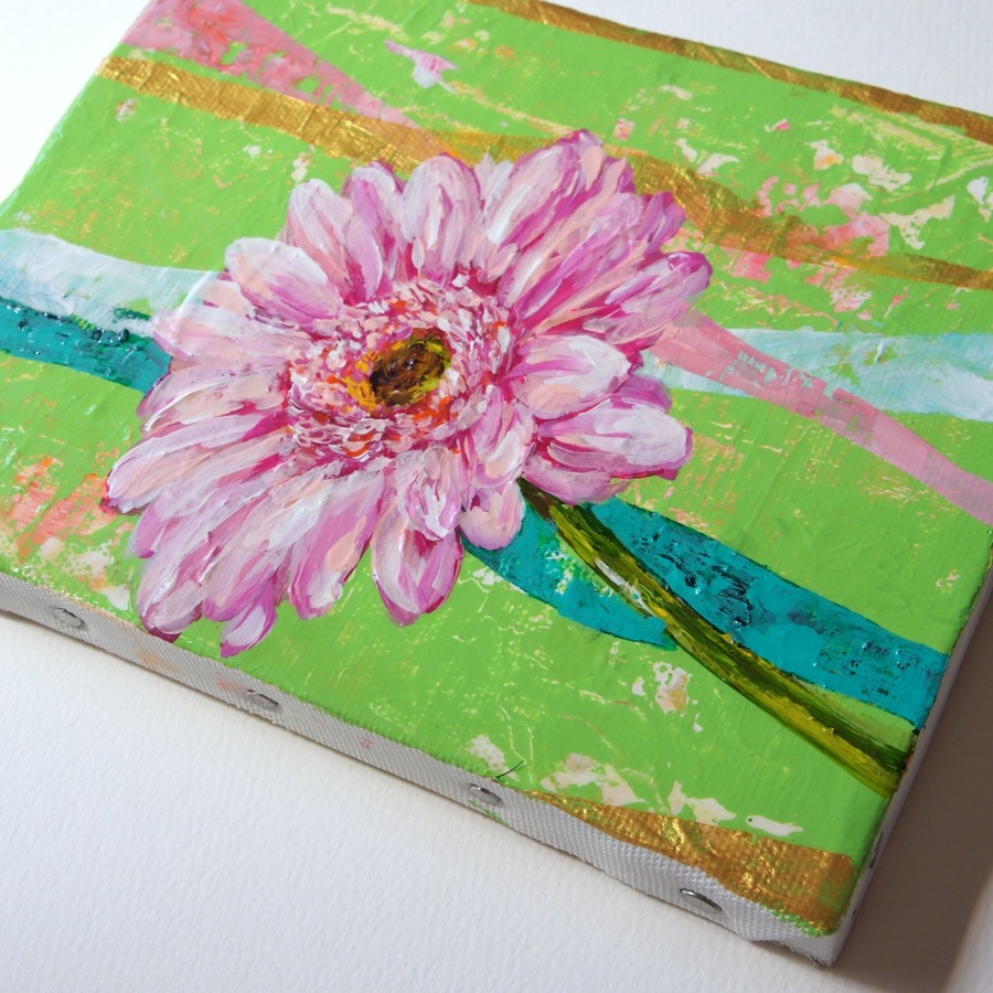 Hand-painted by infinity artist NAO, Japan.