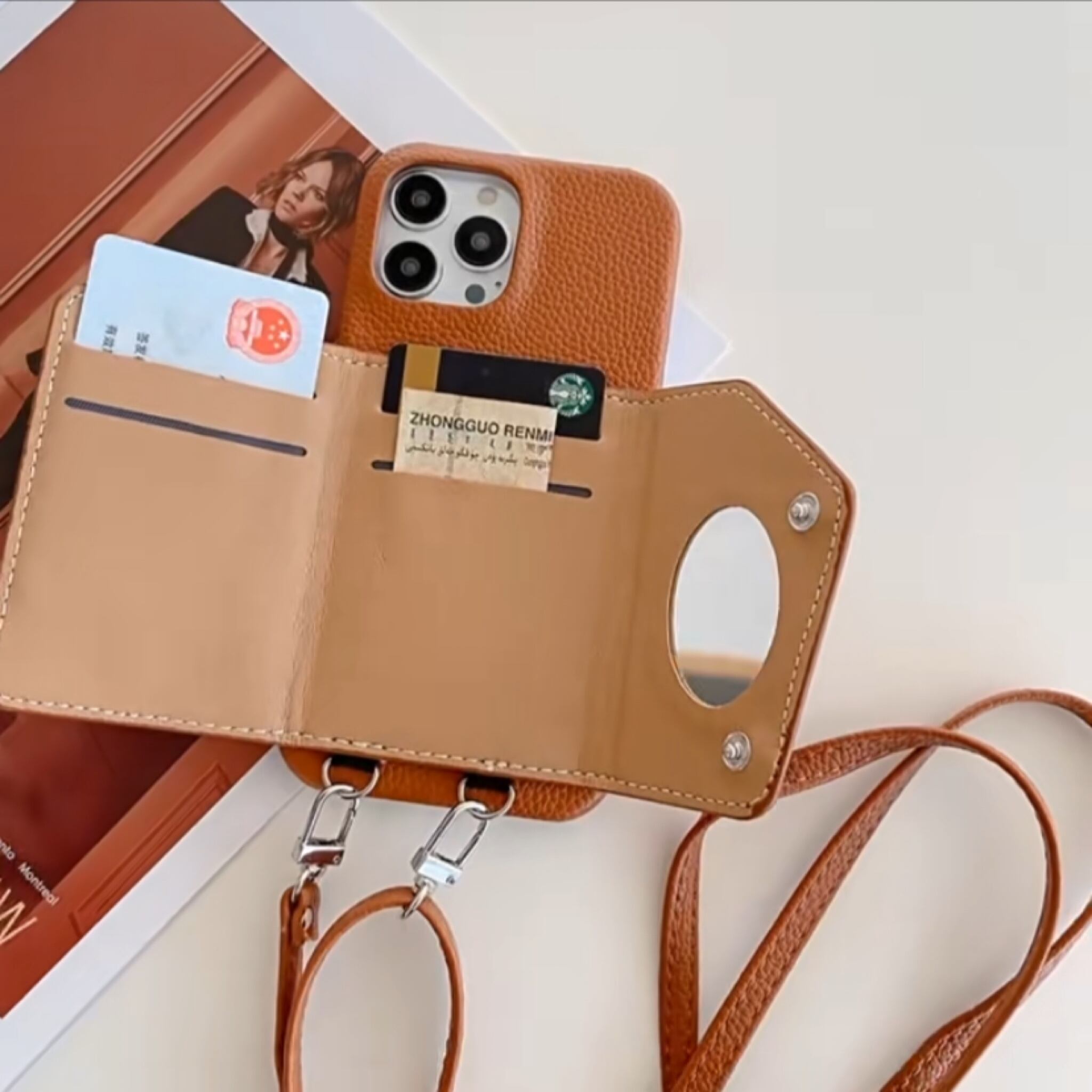 ミラー付きのカードケース