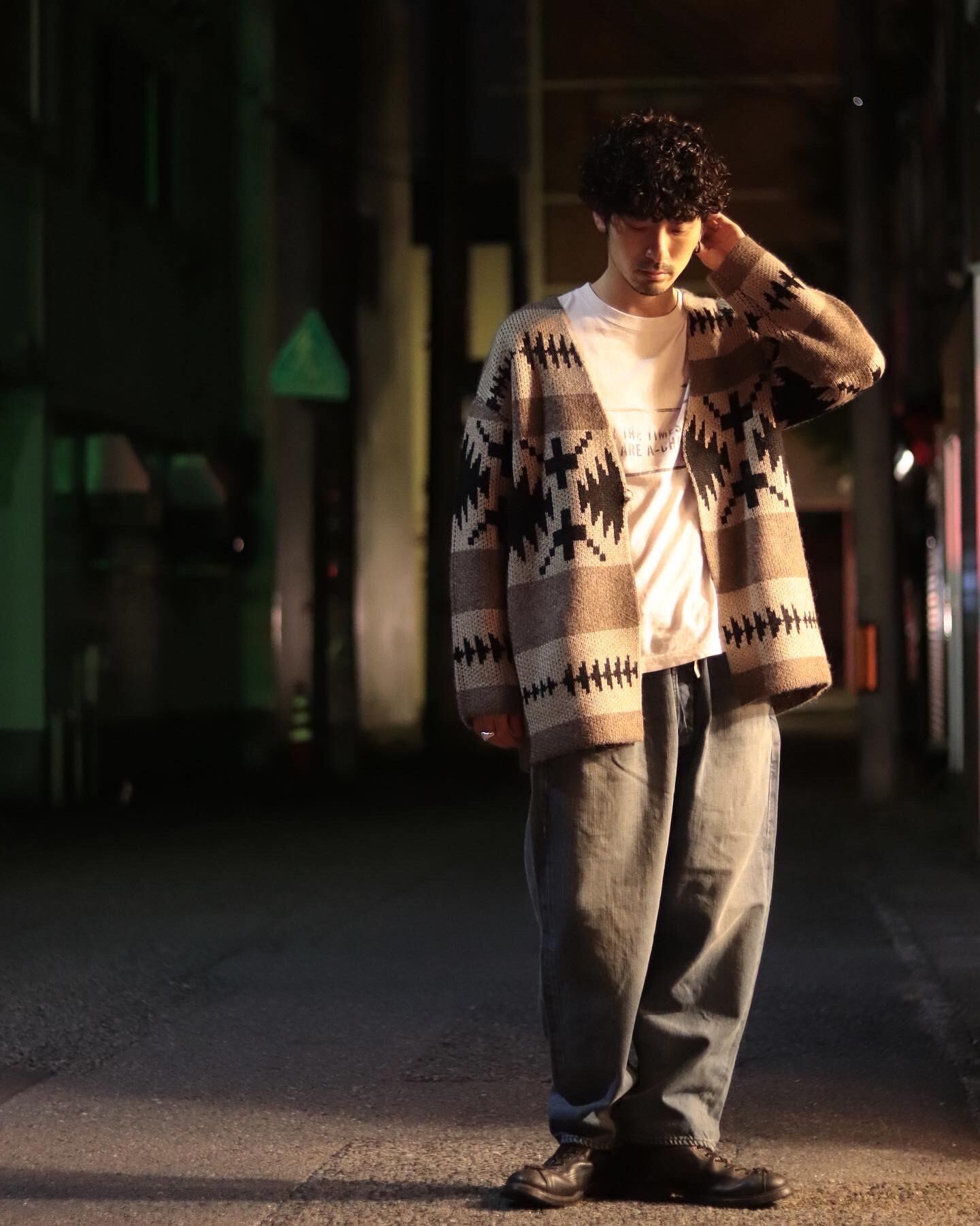 177cm　60kg　02(L)サイズ着用