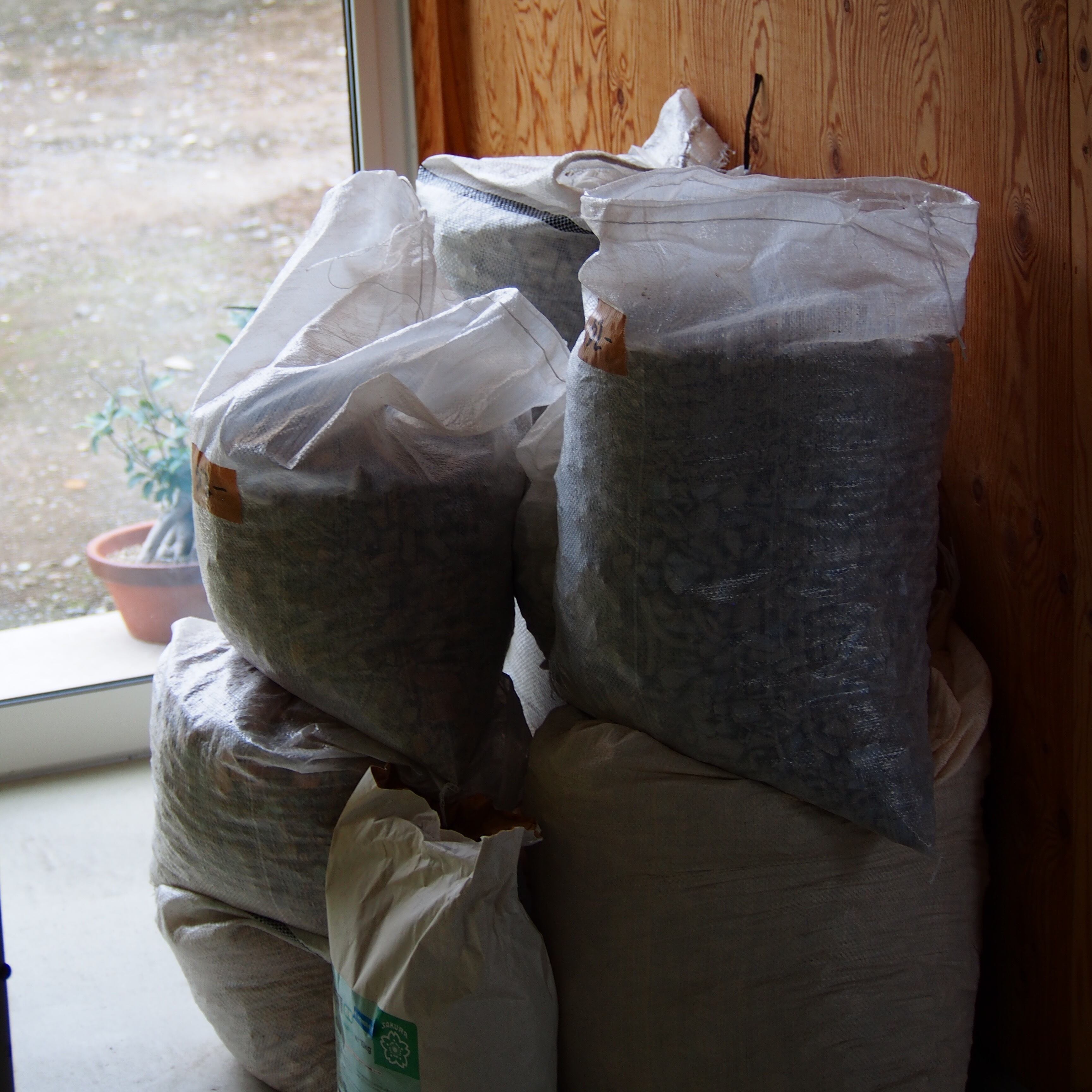 種類ごとに保管。