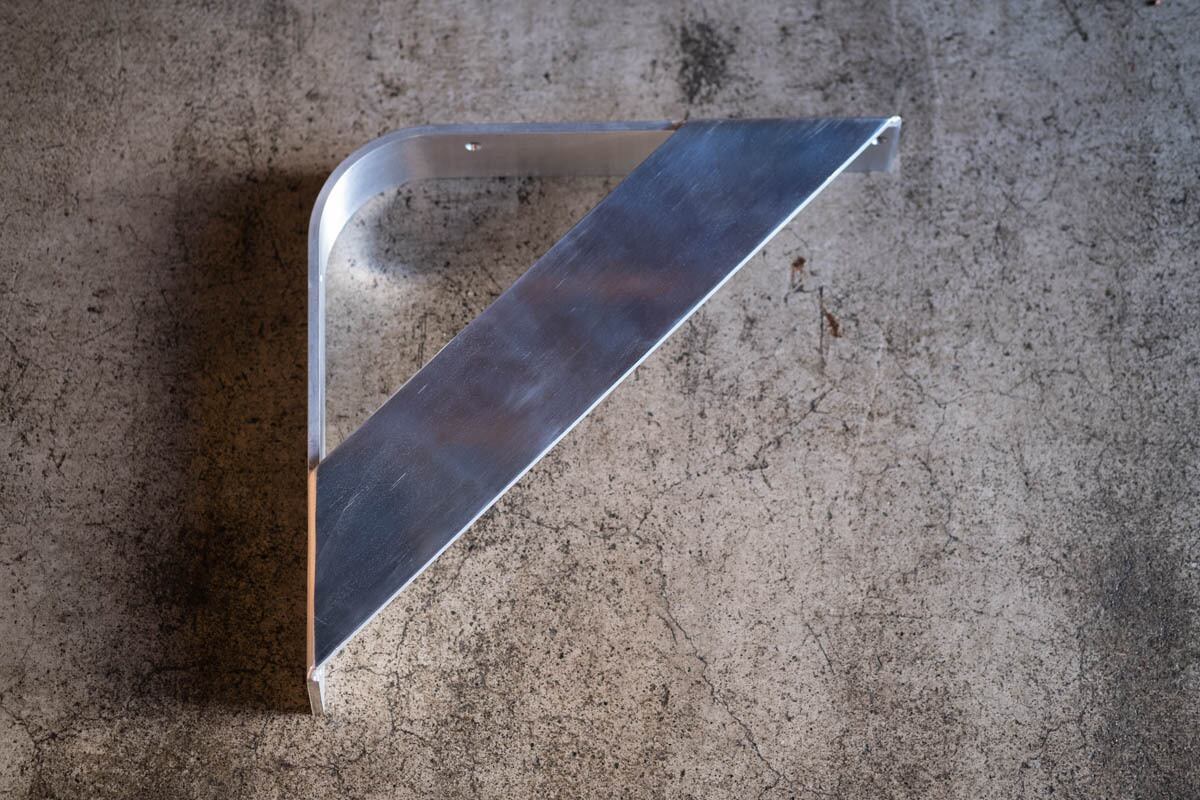 表：鏡面仕上げ