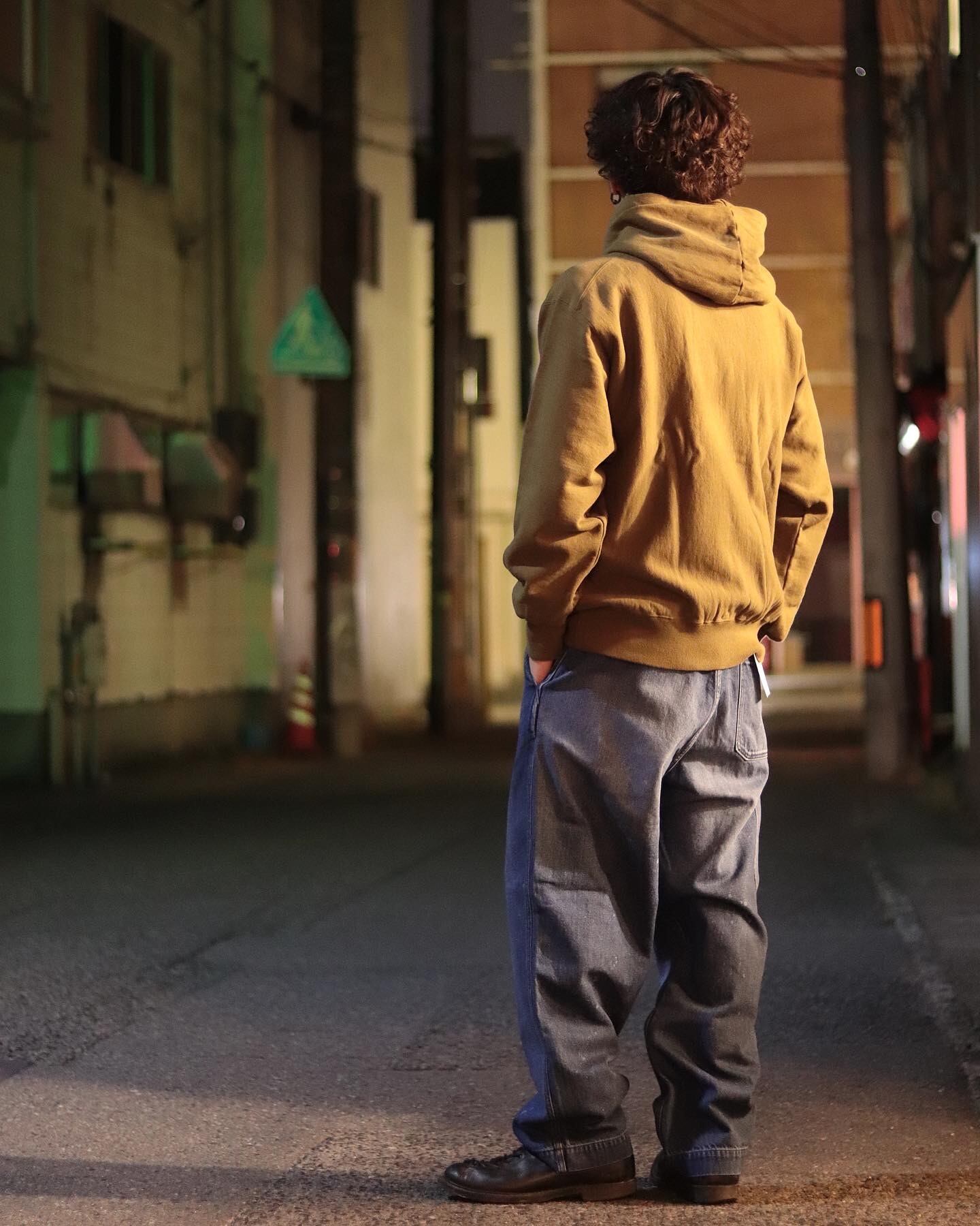 177cm 60kg  02(L)サイズ着用