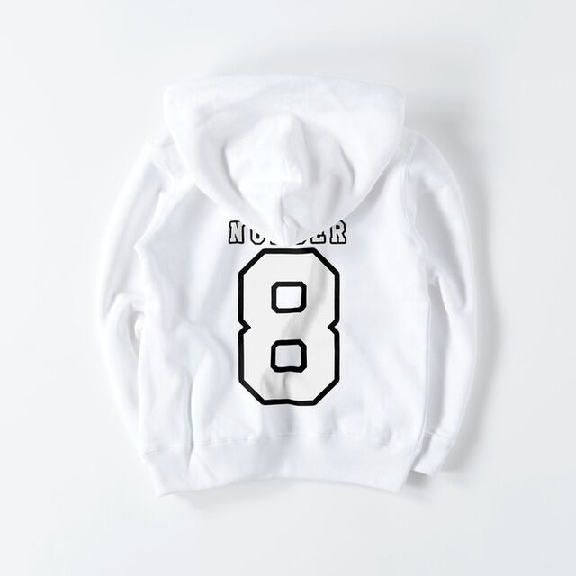 【キッズ】8（エイト）カレッジロゴワッペンプルオーバーパーカー ホワイト×ホワイト