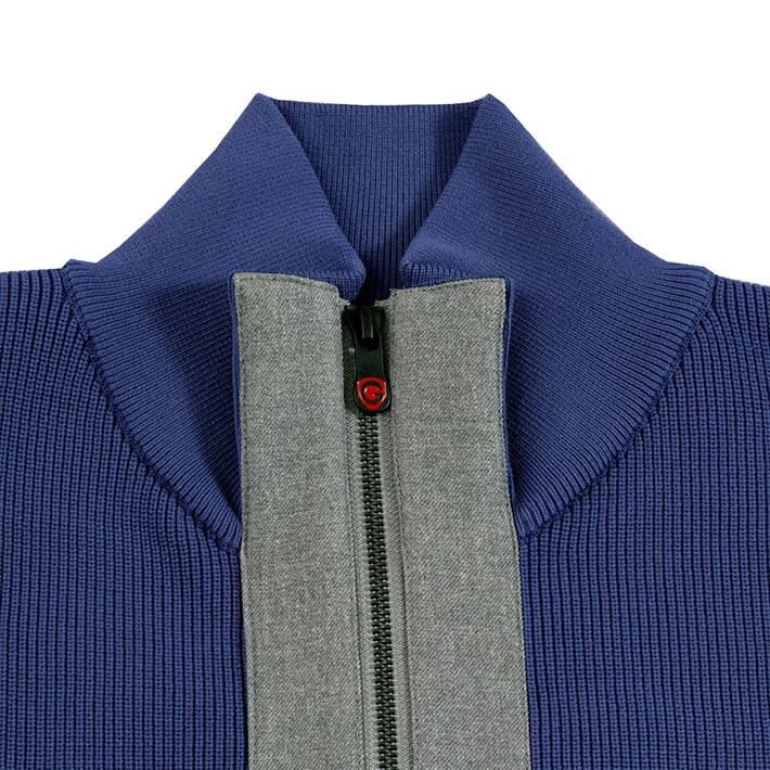 フロント　前立てが異素材に切り替えられたスタンドネック