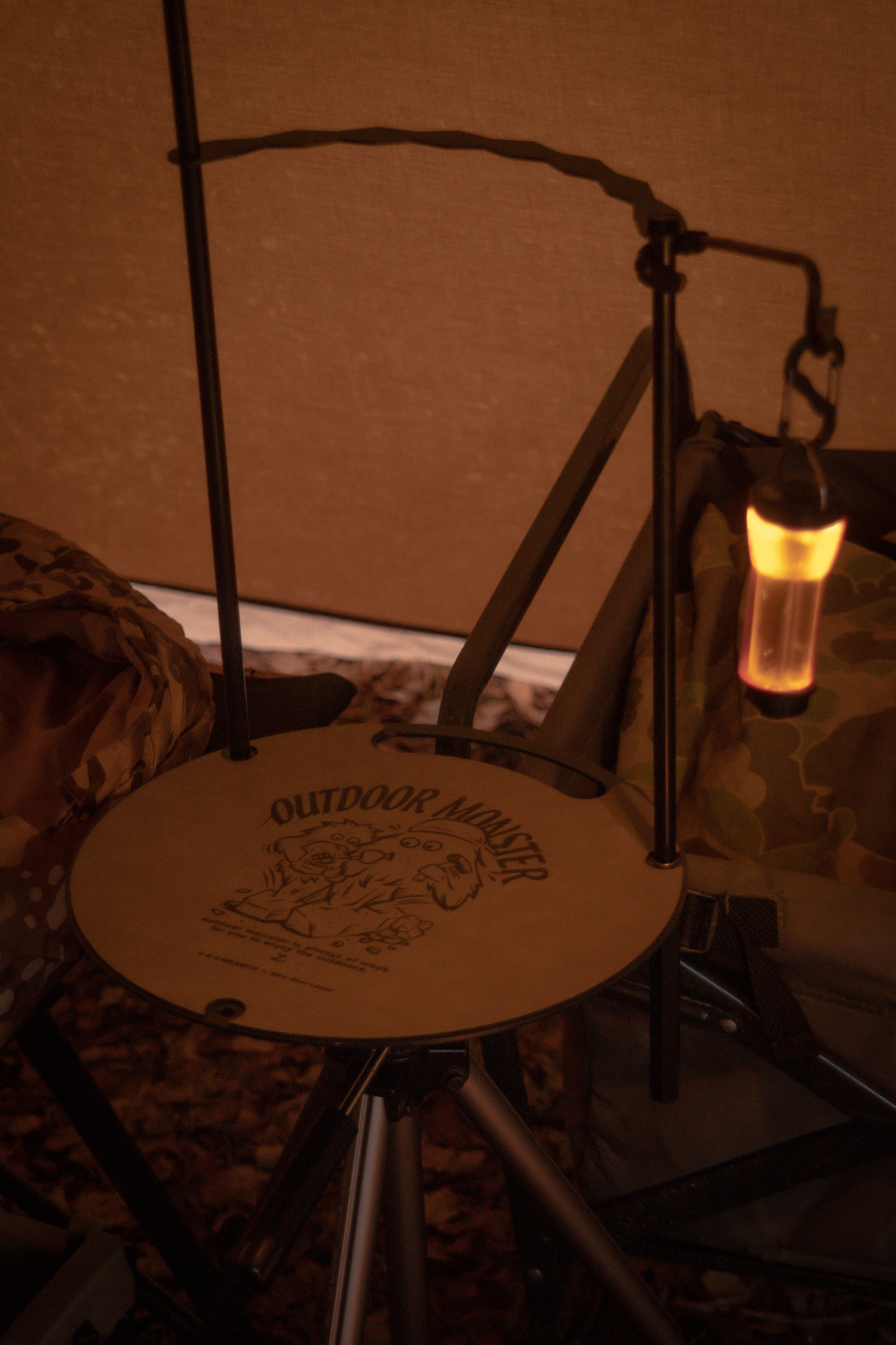 ベットサイドテーブル　使用例