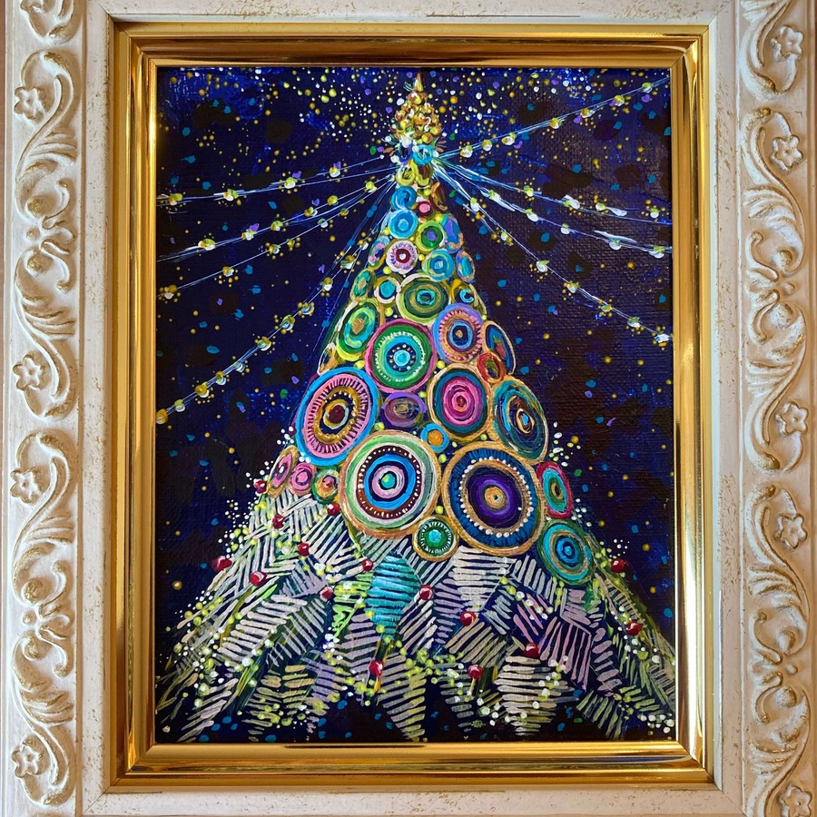 Hand-painted by infinity artist NAO, Japan.